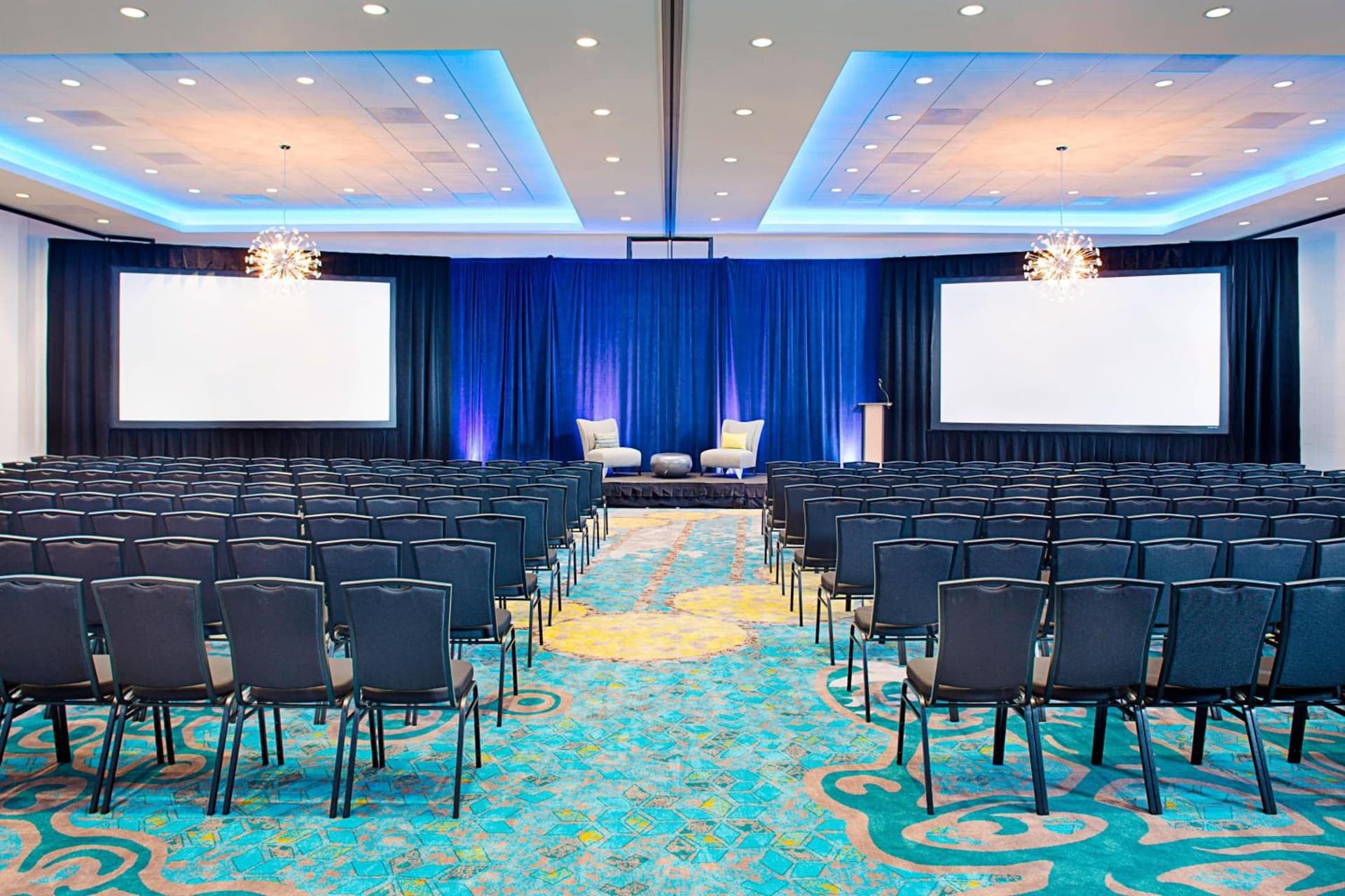 Courtyard by Marriott Dallas Carrollton and Carrollton Conference Center gallery photo in Carrollton, TX — image 9