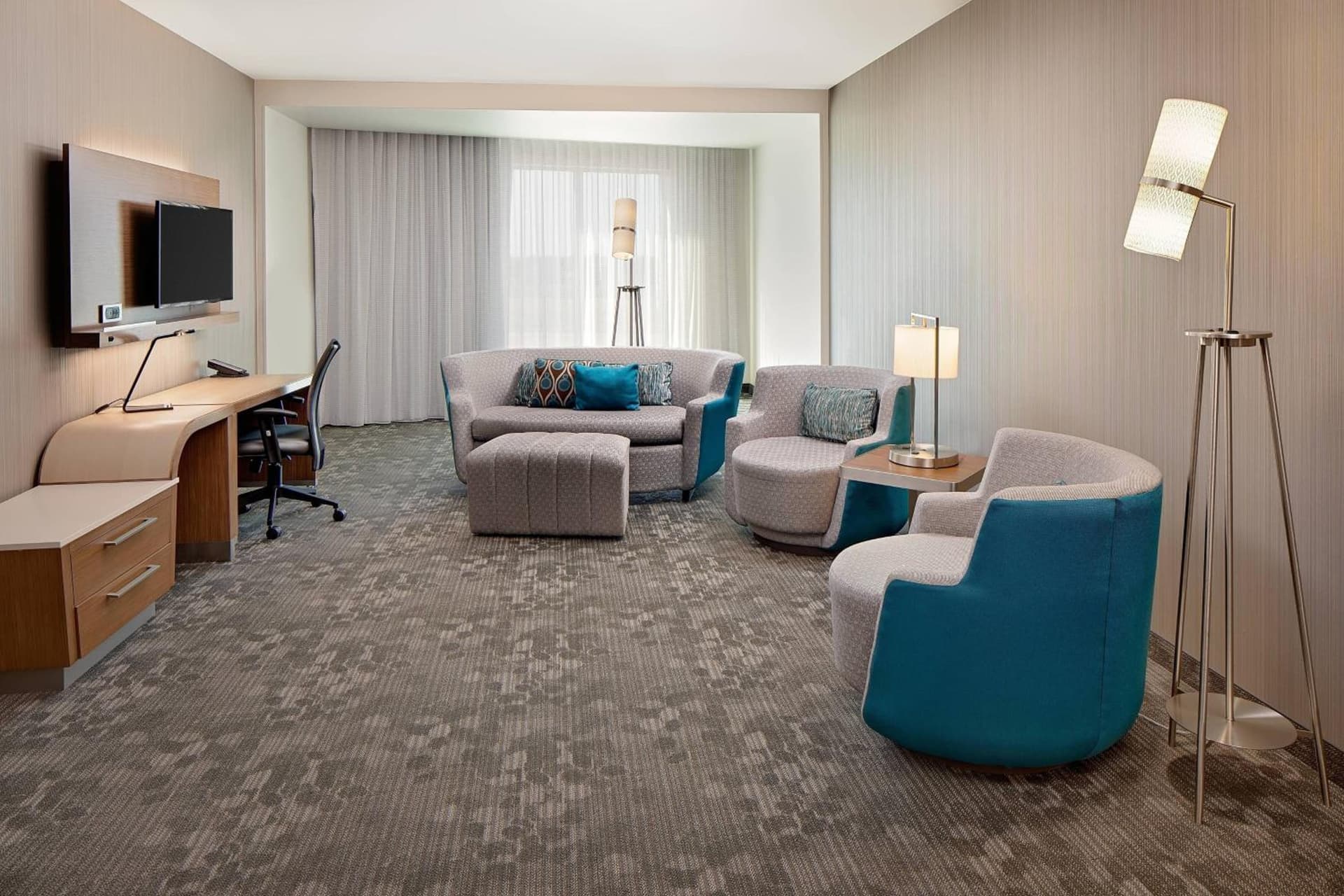 Courtyard by Marriott Dallas Carrollton and Carrollton Conference Center interior in Carrollton, TX — gallery photo 2
