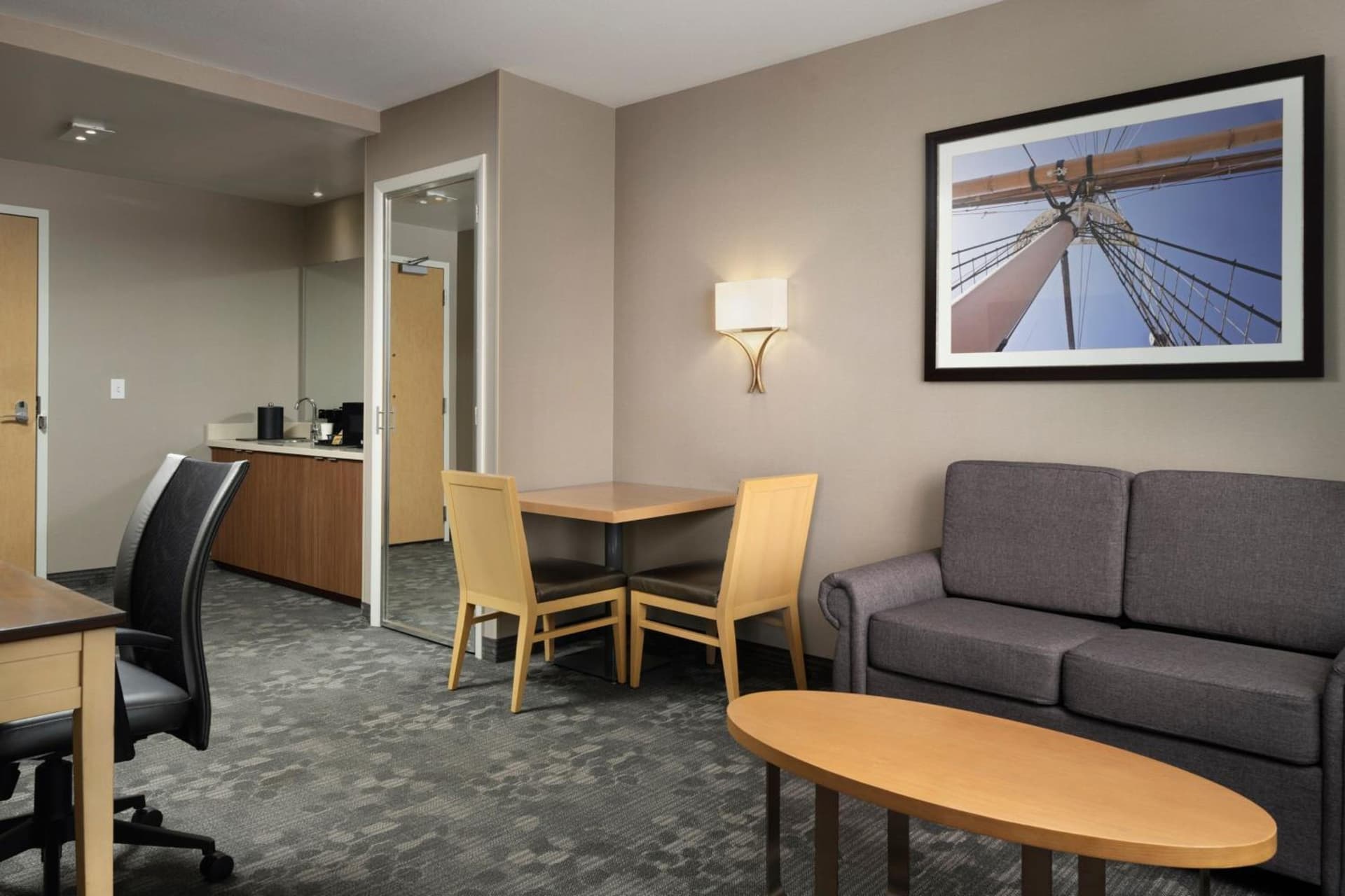 Courtyard by Marriott Erie Bayfront gallery photo in Erie, PA — image 5