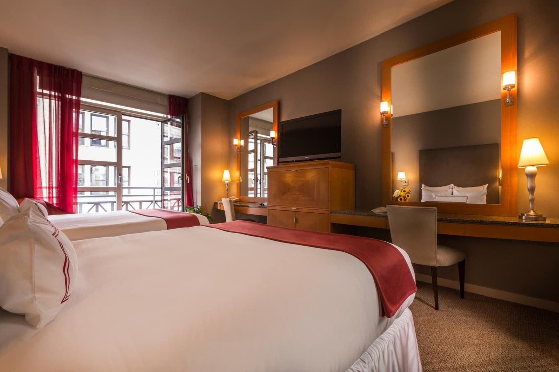 Hotel Giraffe by Library Hotel Collection gallery photo in New York, NY — image 28