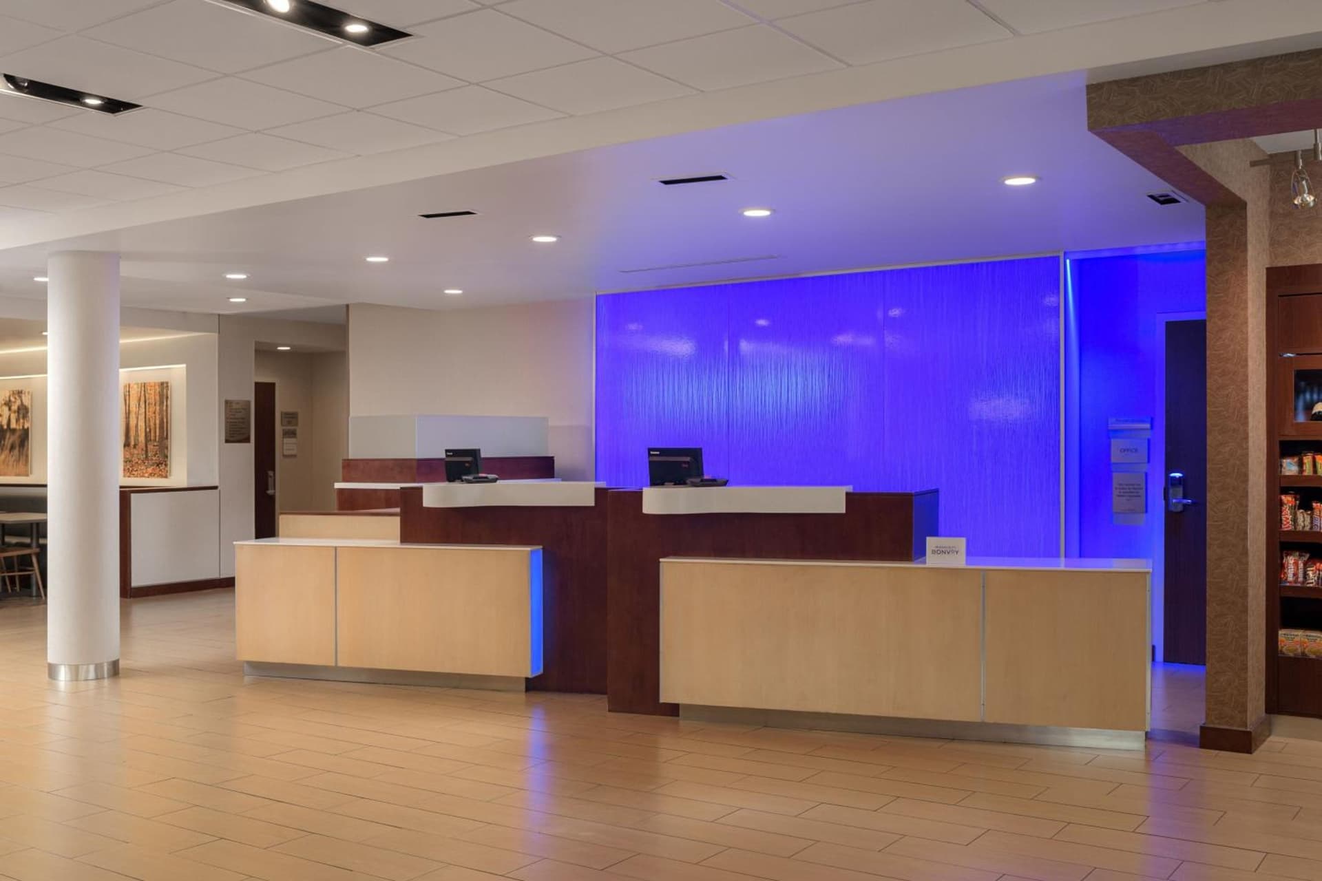 Fairfield Inn & Suites by Marriott Columbia property views in Columbia, TN — gallery photo 3