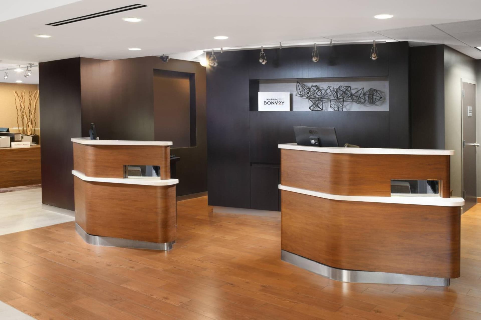 Courtyard Dallas Las Colinas interior in Irving, TX — gallery photo 2