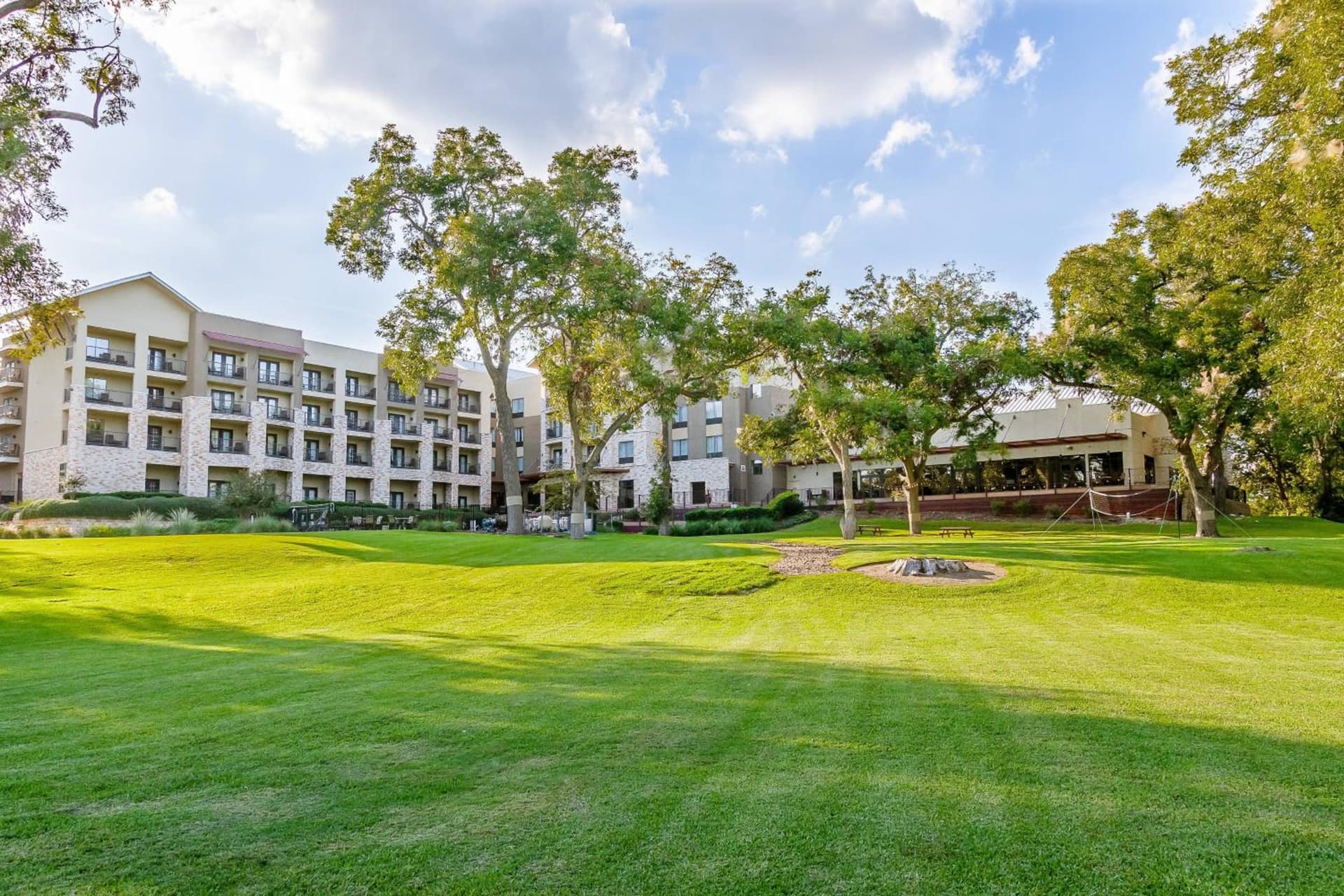Courtyard by Marriott New Braunfels River Village gallery photo in New Braunfels, TX — image 21