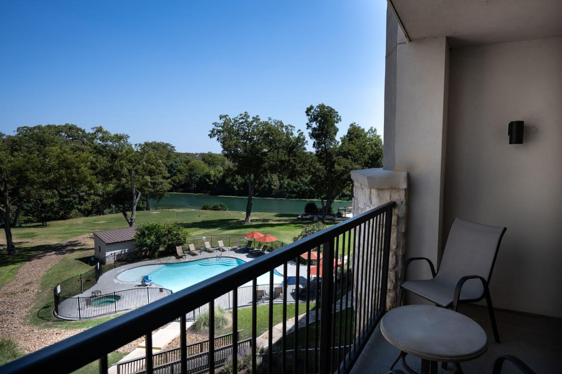 Courtyard by Marriott New Braunfels River Village gallery photo in New Braunfels, TX — image 15