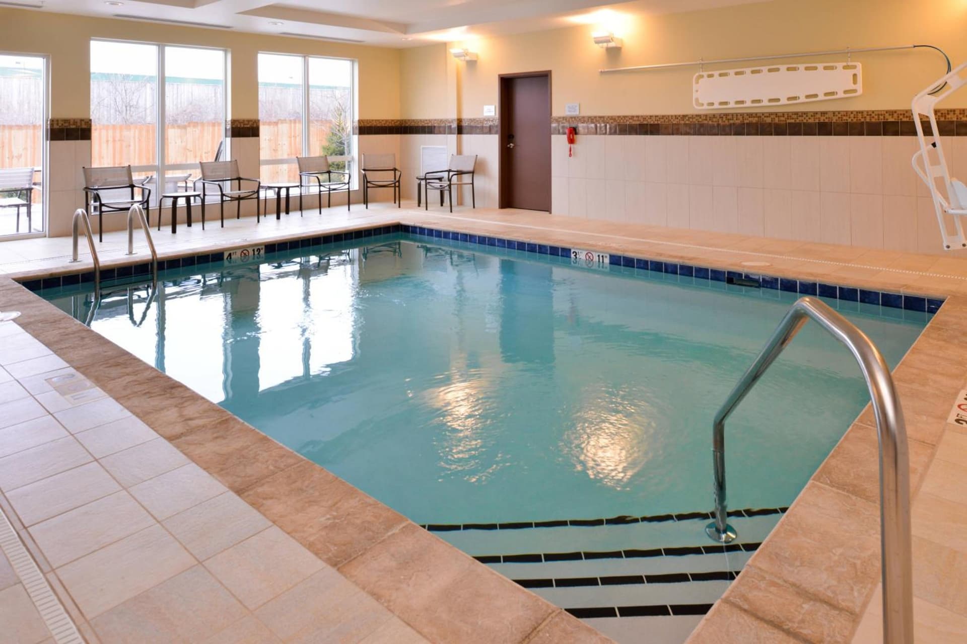 Courtyard by Marriott Toledo North gallery photo in Toledo, OH — image 10
