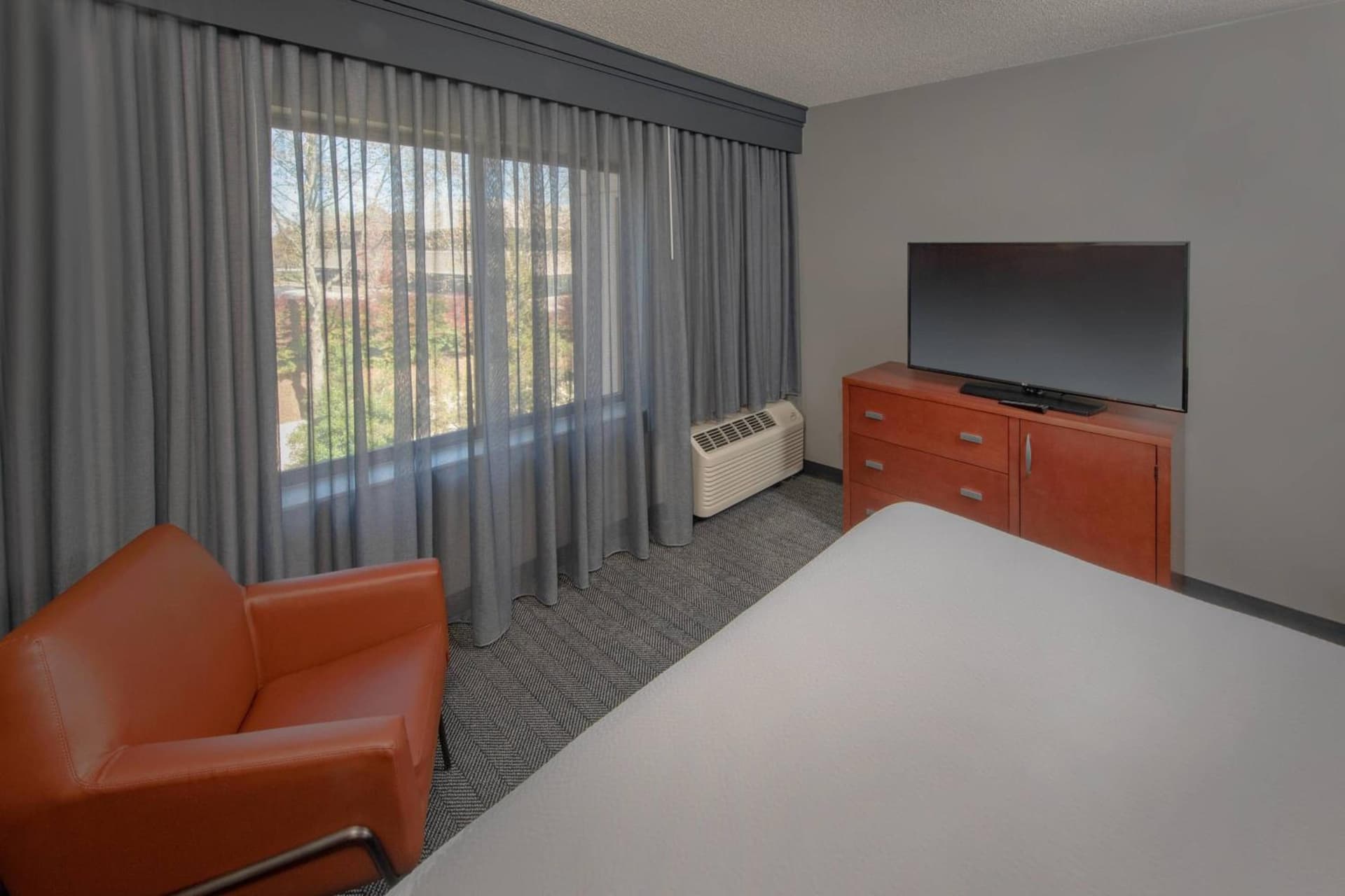 Courtyard by Marriott Frederick gallery photo in Frederick, MD — image 25