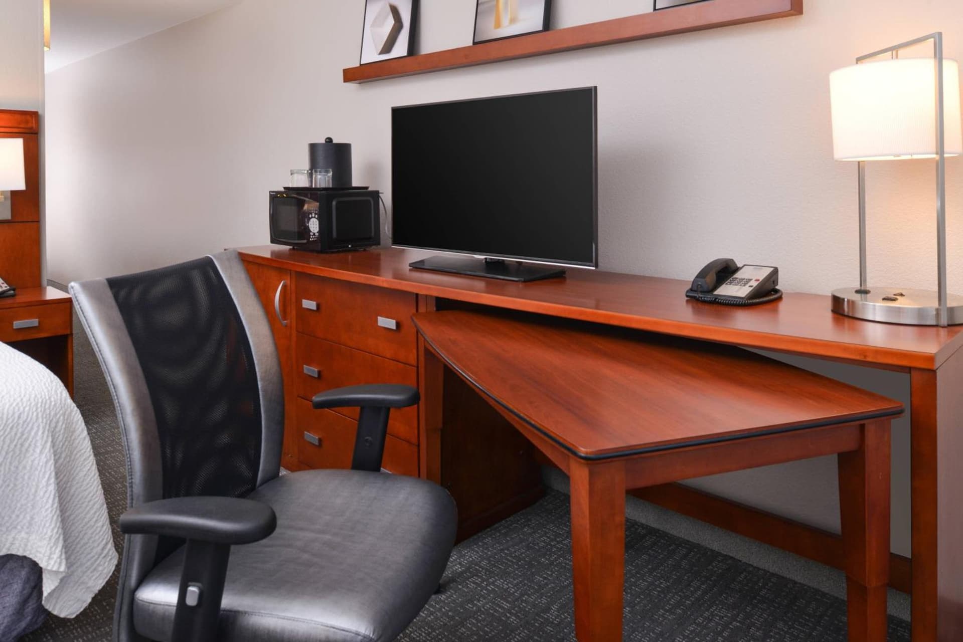 Courtyard by Marriott Laredo gallery photo in Laredo, TX — image 25
