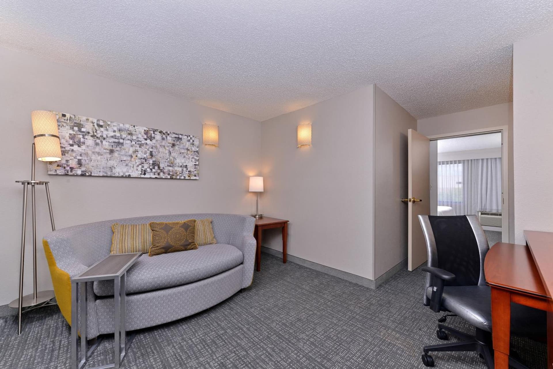 Courtyard by Marriott Laredo gallery photo in Laredo, TX — image 14