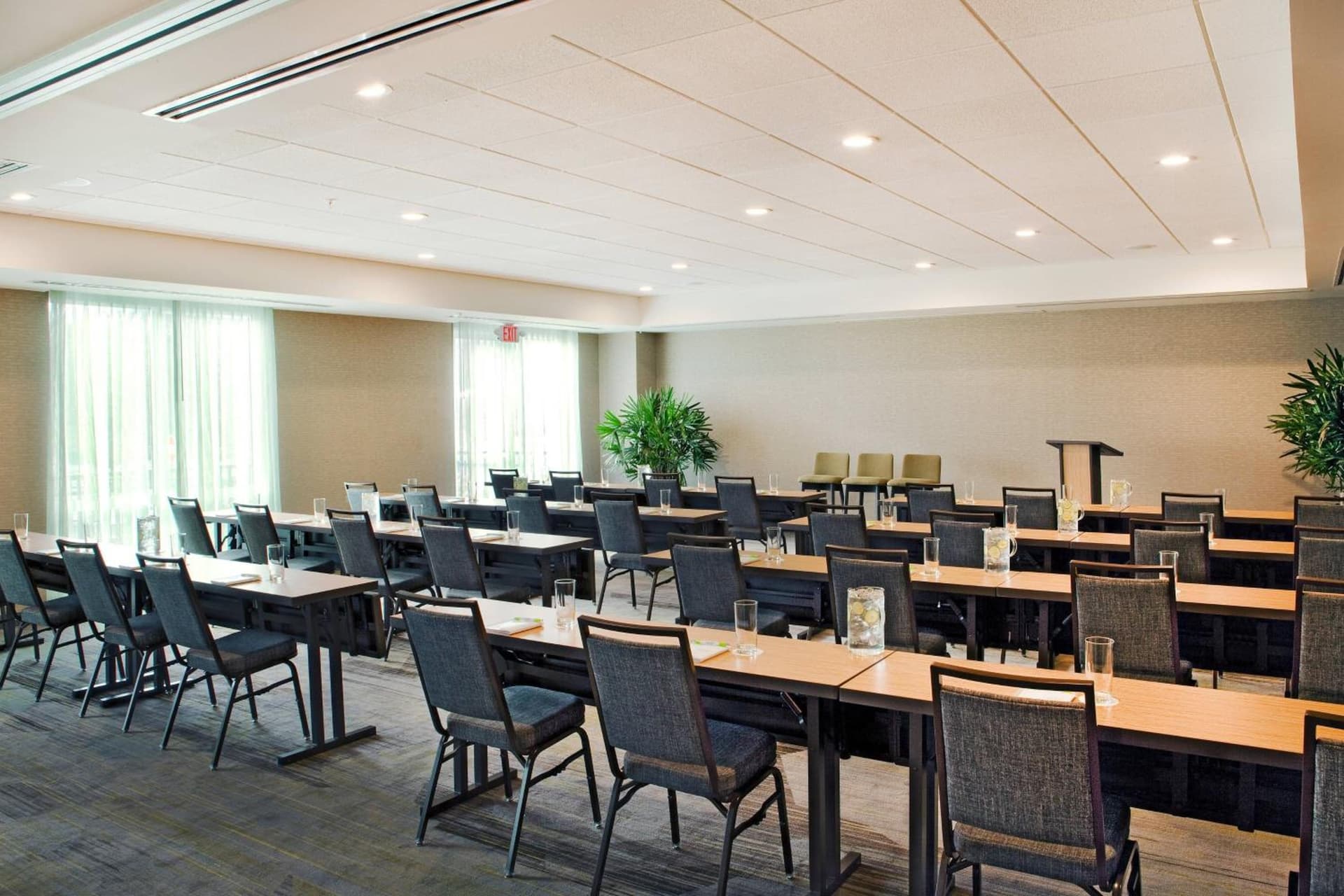 Courtyard by Marriott Yonkers Westchester County gallery photo in Yonkers, NY — image 5
