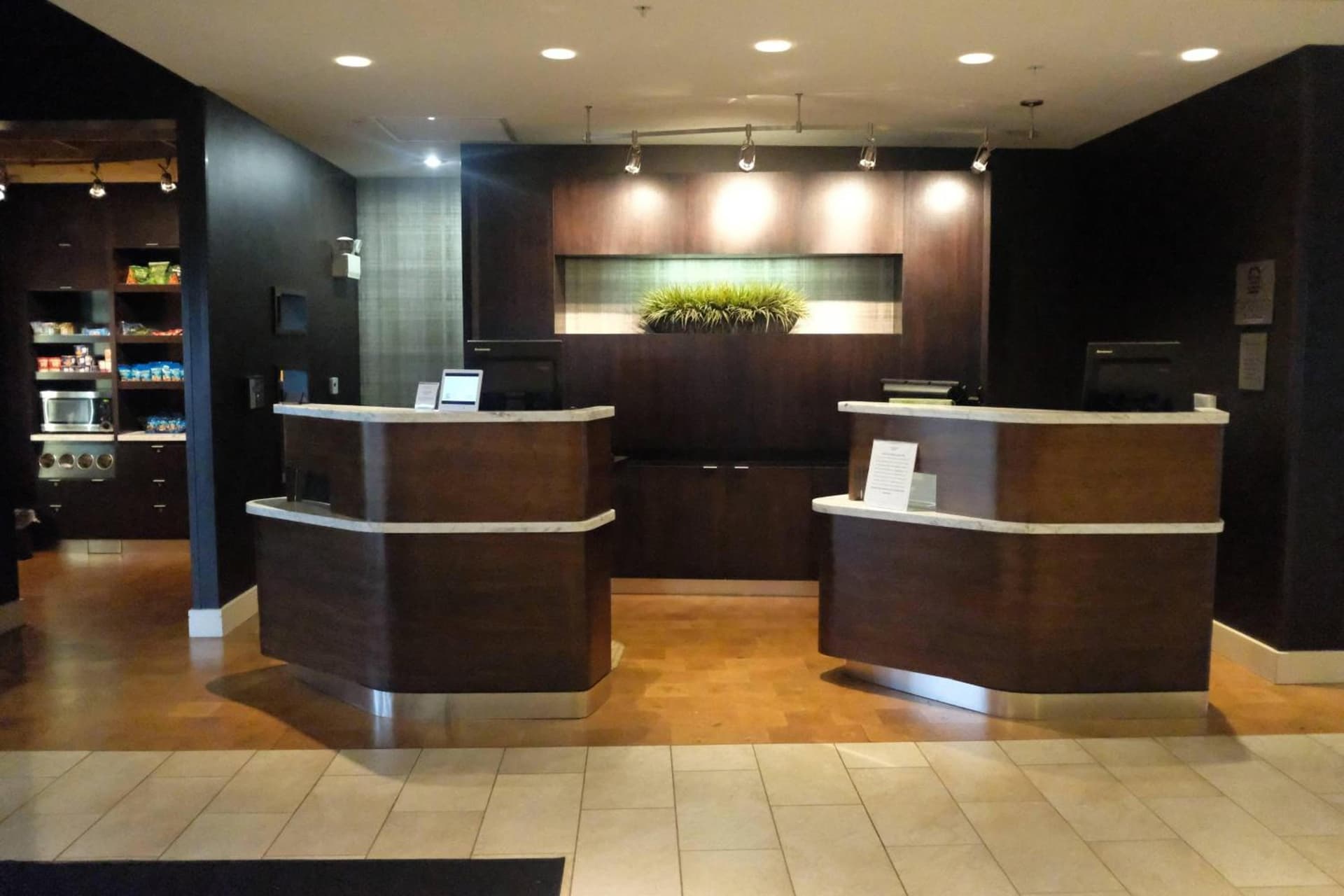 Courtyard by Marriott Owensboro interior in Owensboro, KY — gallery photo 2