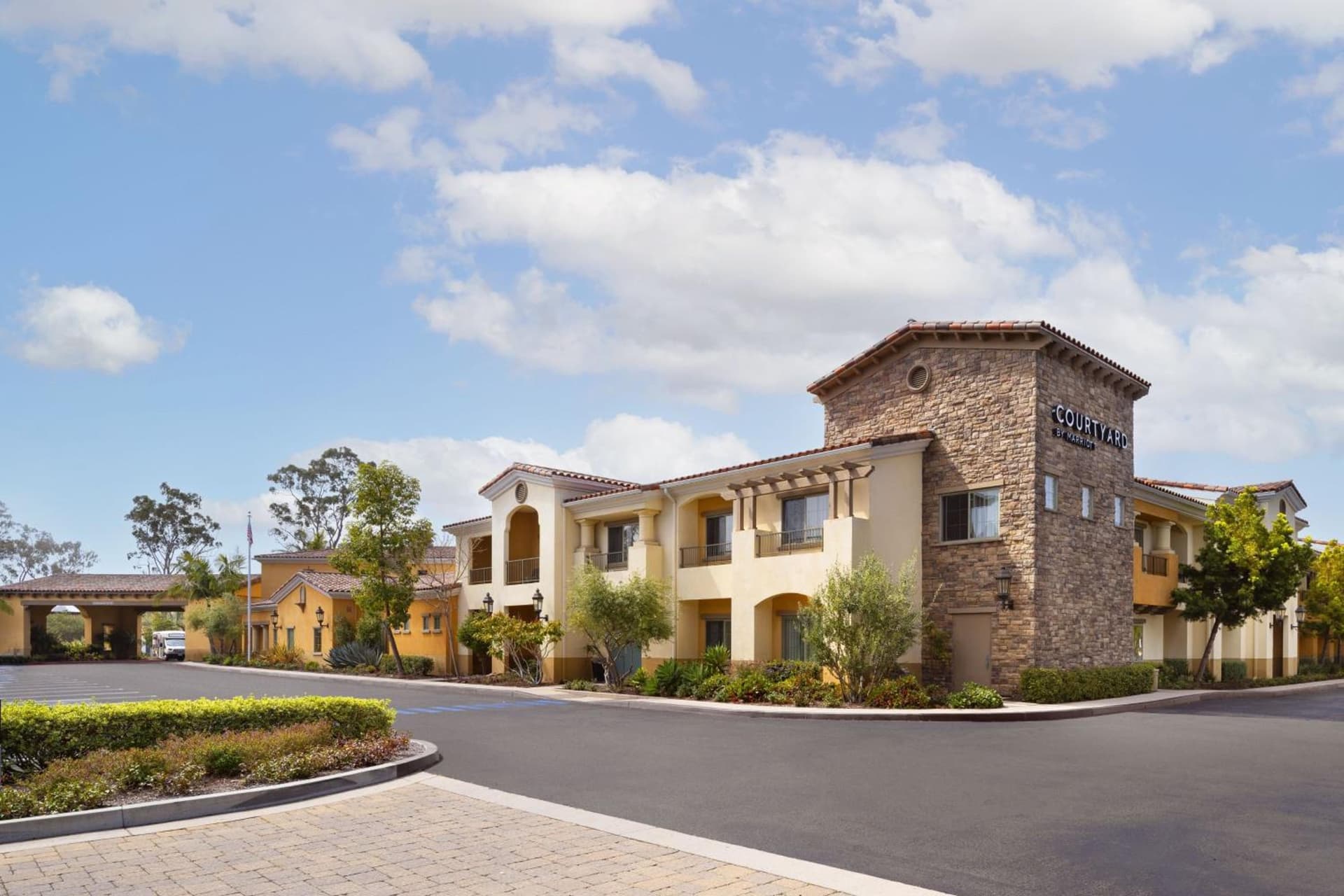 Courtyard by Marriott Santa Barbara Goleta — hotel in Santa Barbara, California