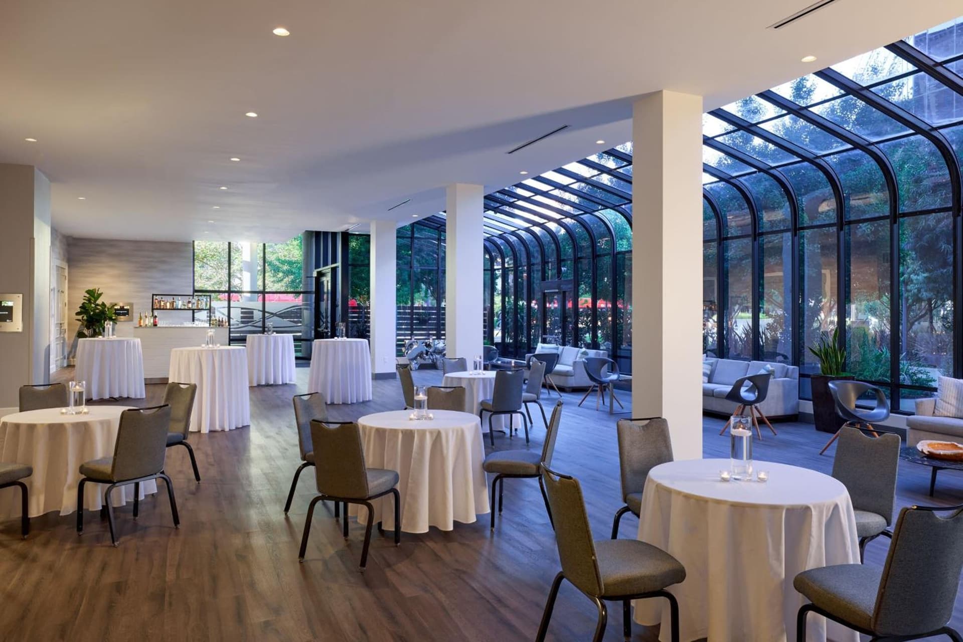Marriott Long Beach Downtown gallery photo in Long Beach, CA — image 94