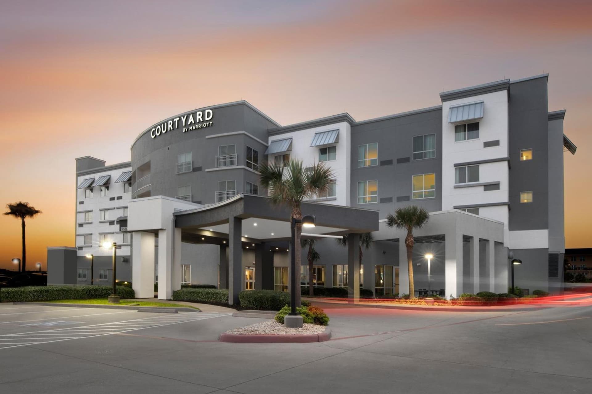 Courtyard by Marriott Galveston Island property views in Galveston, TX — gallery photo 3