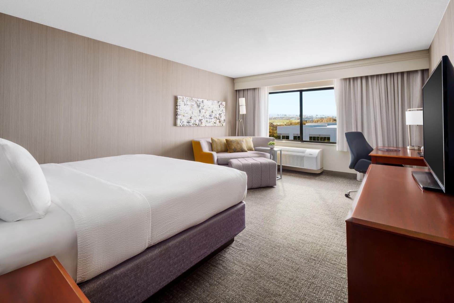 Courtyard by Marriott Roseville Galleria Mall/Creekside Ridge Drive gallery photo in Roseville, CA — image 63