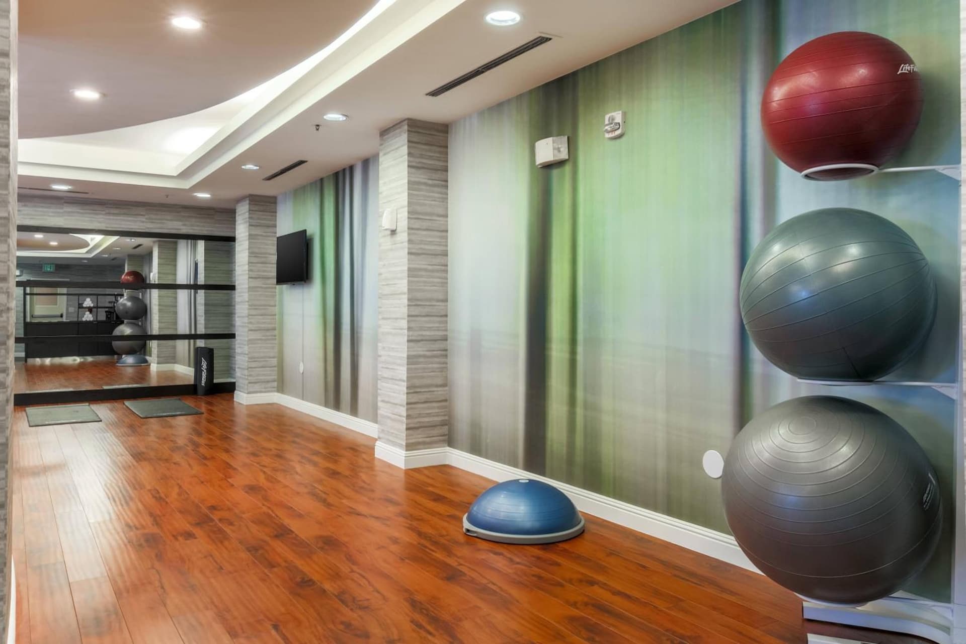 Courtyard by Marriott Roseville Galleria Mall/Creekside Ridge Drive gallery photo in Roseville, CA — image 30