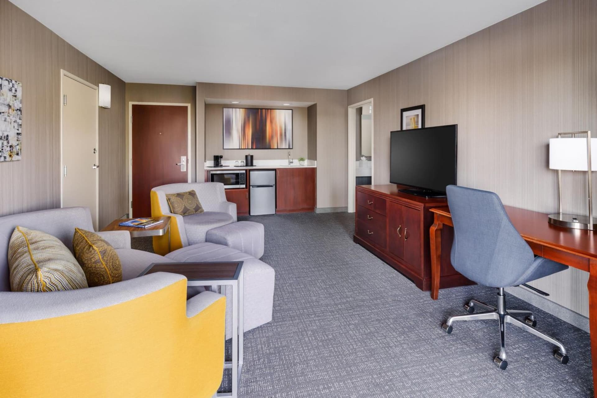 Courtyard by Marriott Roseville Galleria Mall/Creekside Ridge Drive gallery photo in Roseville, CA — image 56