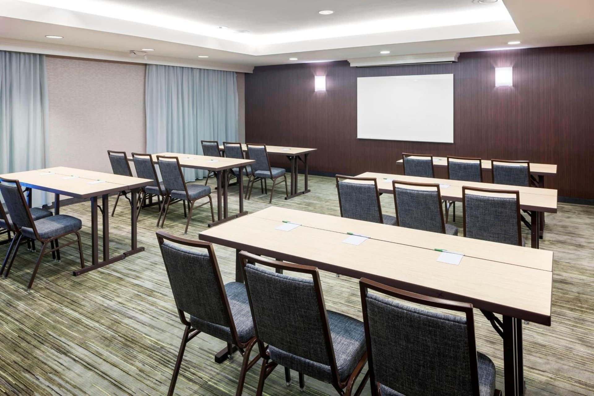 Courtyard by Marriott Pensacola gallery photo in Pensacola, FL — image 32