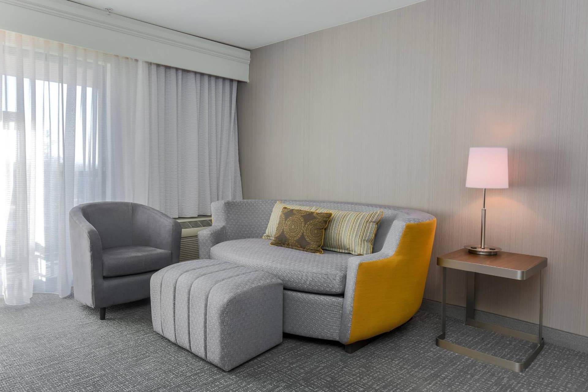 Courtyard by Marriott Roseville Galleria Mall/Creekside Ridge Drive gallery photo in Roseville, CA — image 70
