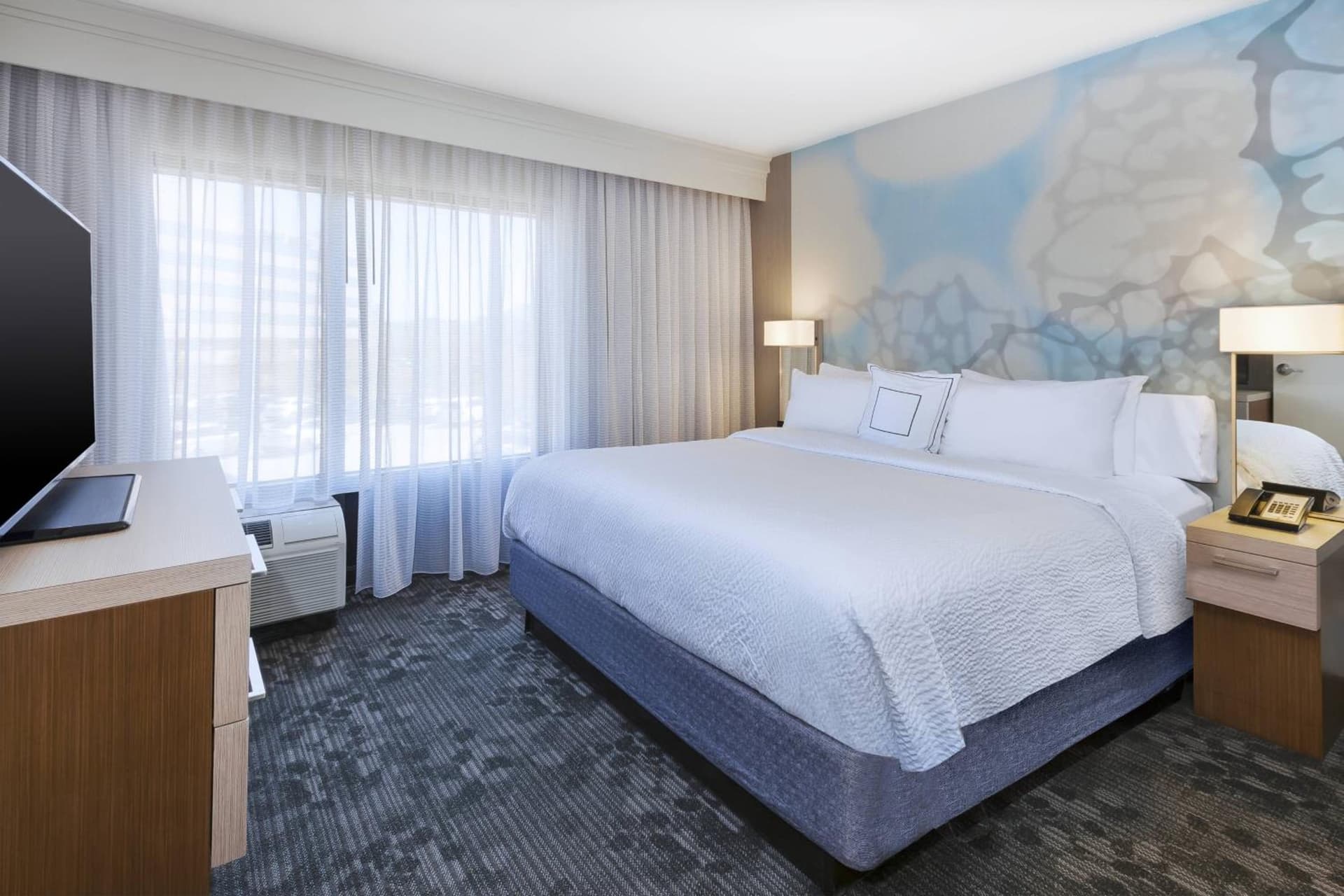Courtyard by Marriott Secaucus Meadowlands gallery photo in Secaucus, NJ — image 10