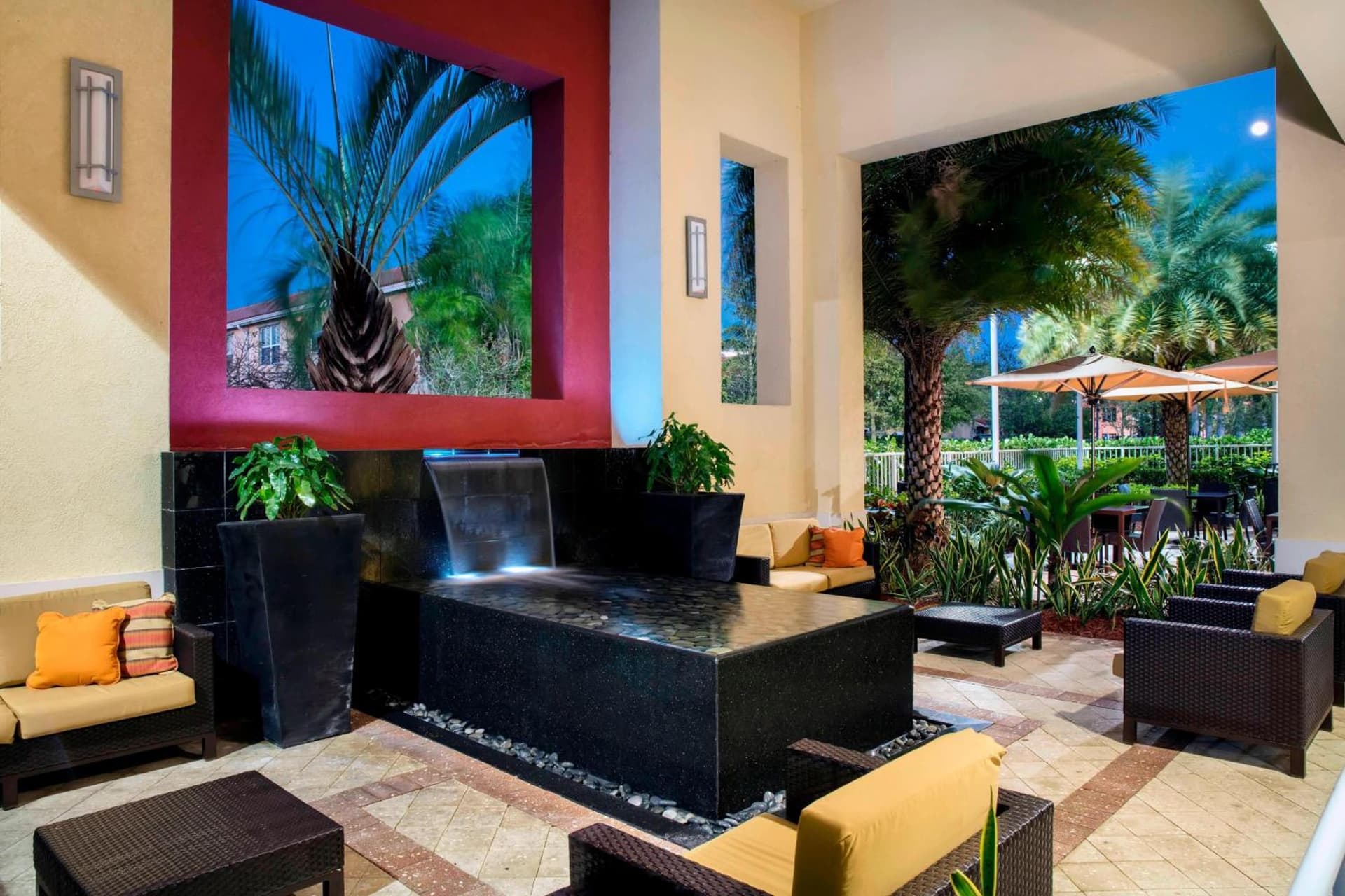 Courtyard by Marriott Miami Homestead interior in Homestead, FL — gallery photo 2