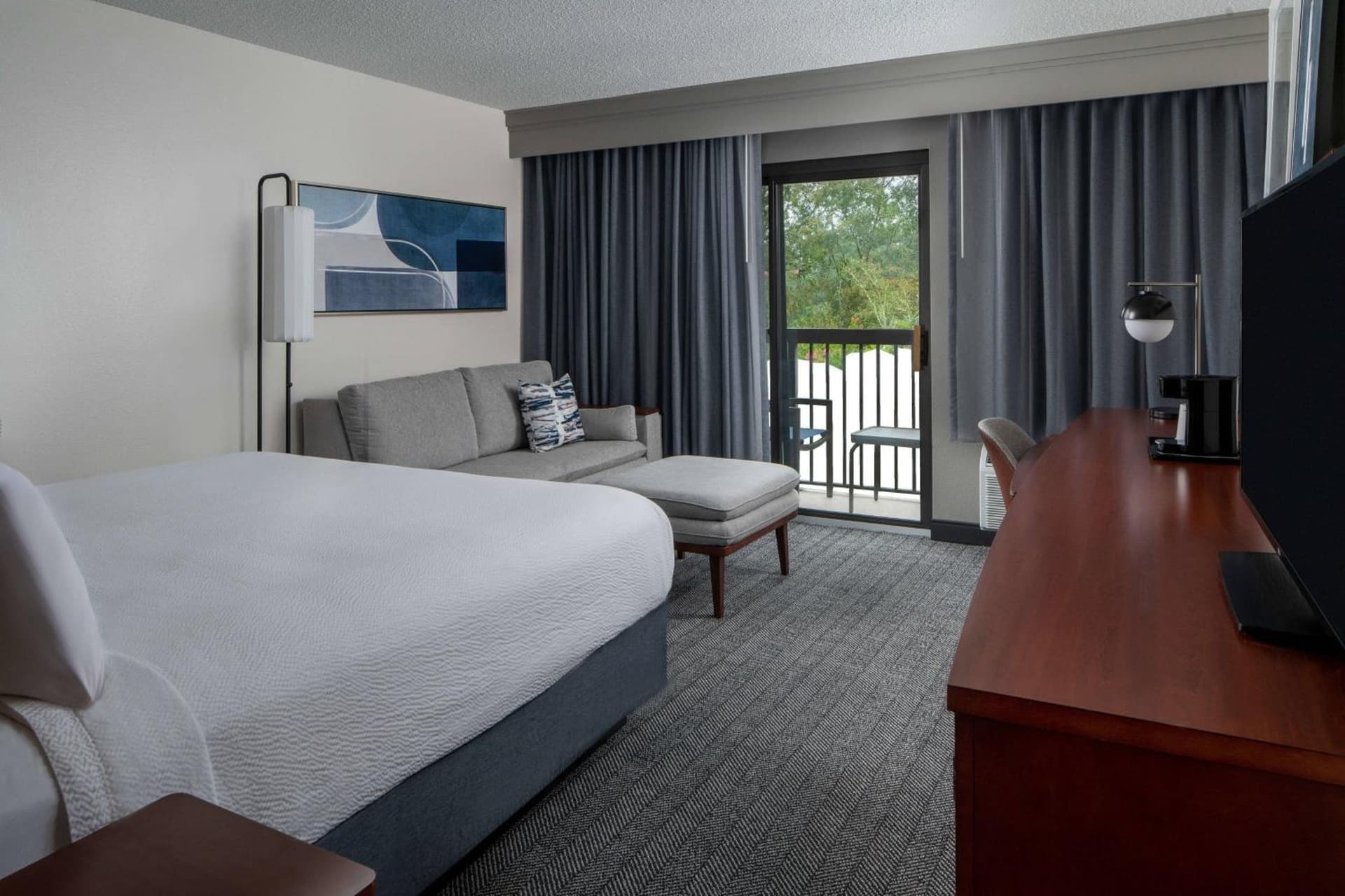 Courtyard by Marriott Covington / Mandeville gallery photo in Covington, LA — image 17
