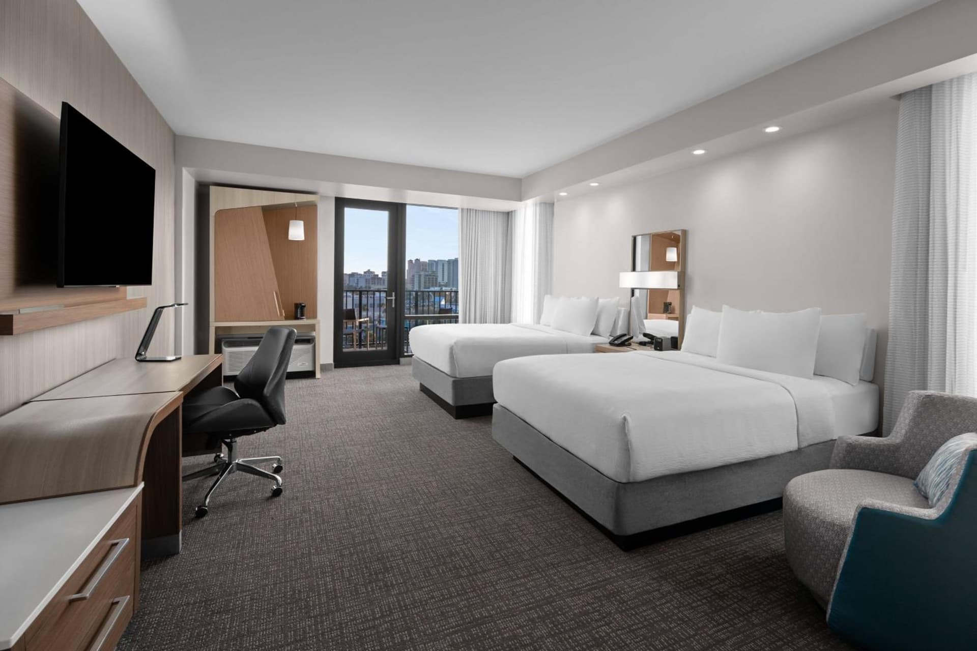 Courtyard by Marriott Clearwater Beach gallery photo in Clearwater Beach, FL — image 30