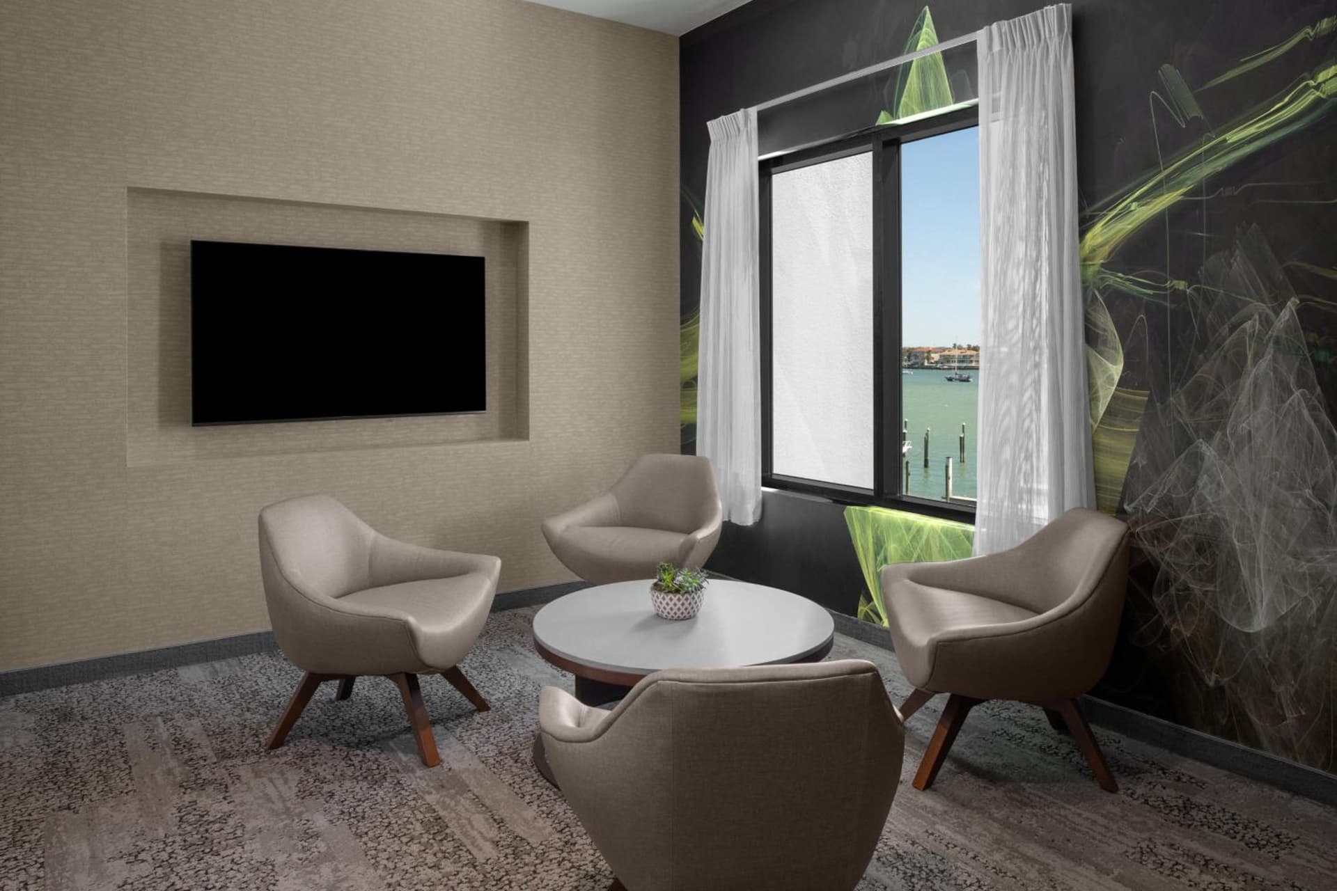 Courtyard by Marriott Clearwater Beach gallery photo in Clearwater Beach, FL — image 7