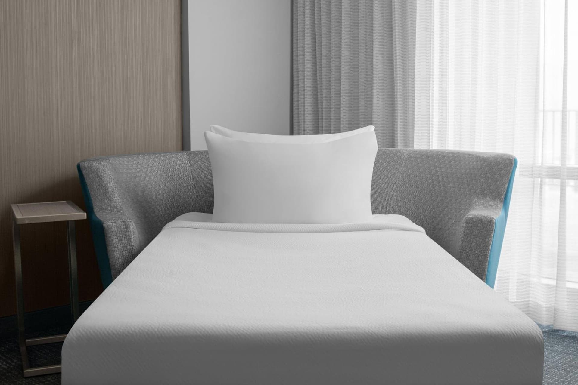 Courtyard by Marriott Clearwater Beach gallery photo in Clearwater Beach, FL — image 8