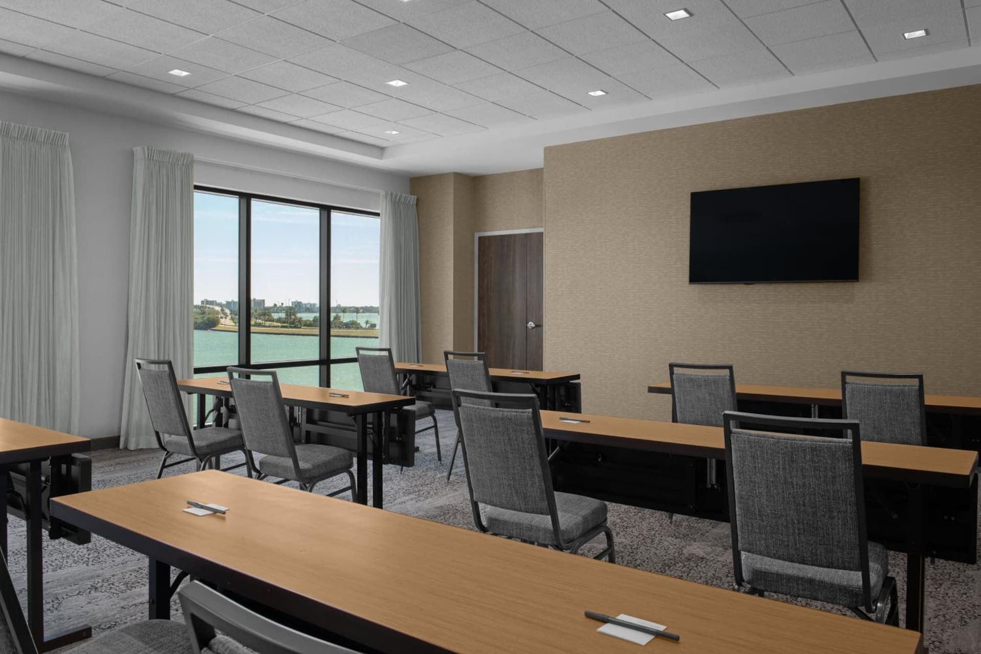 Courtyard by Marriott Clearwater Beach gallery photo in Clearwater Beach, FL — image 57