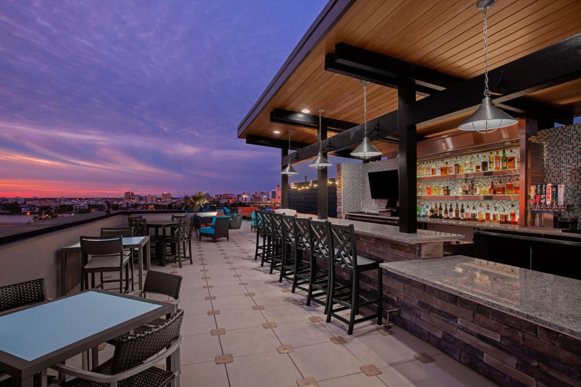 Courtyard by Marriott Clearwater Beach gallery photo in Clearwater Beach, FL — image 15