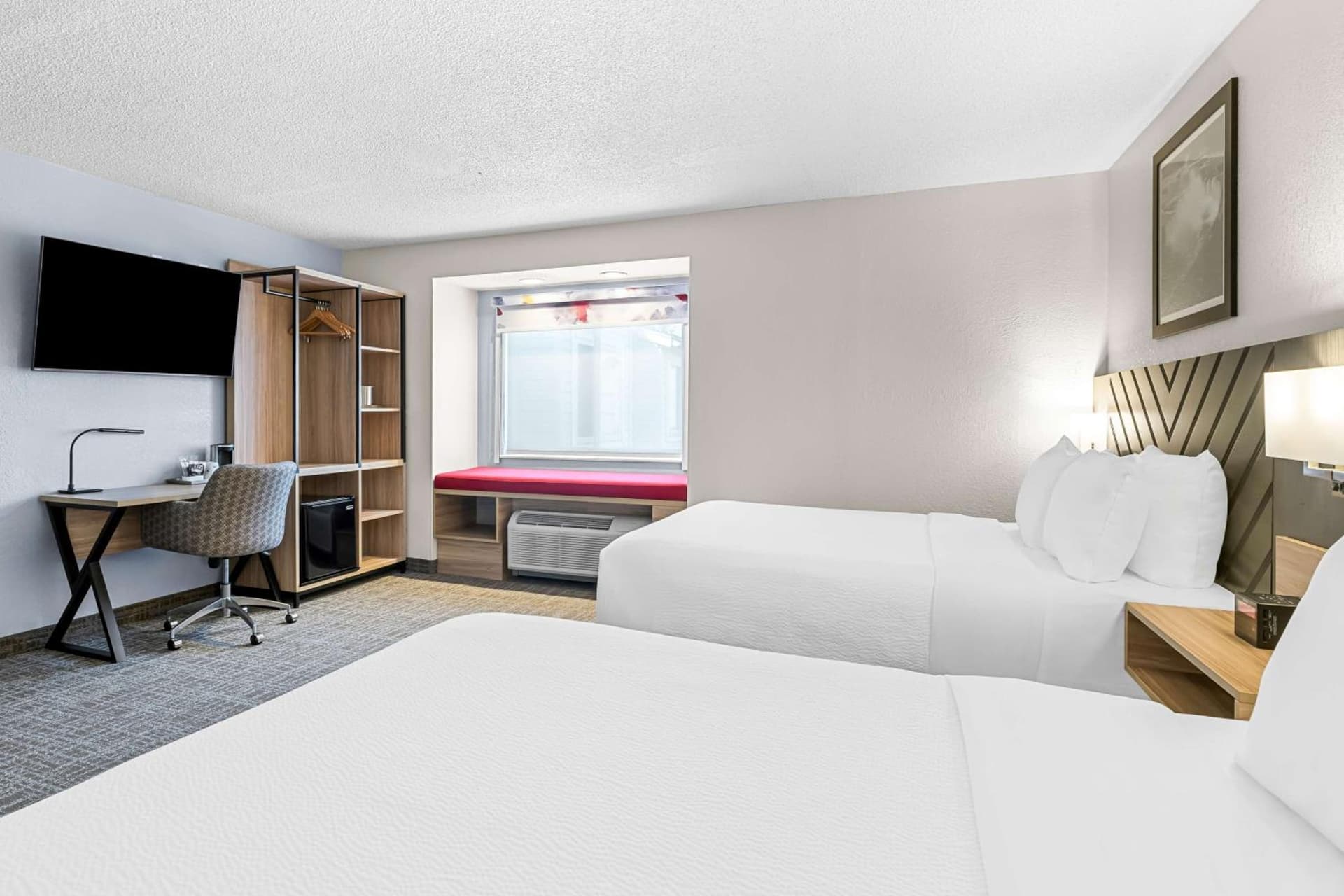 Best Western Buffalo Inn & Suites gallery photo in Buffalo, NY — image 4