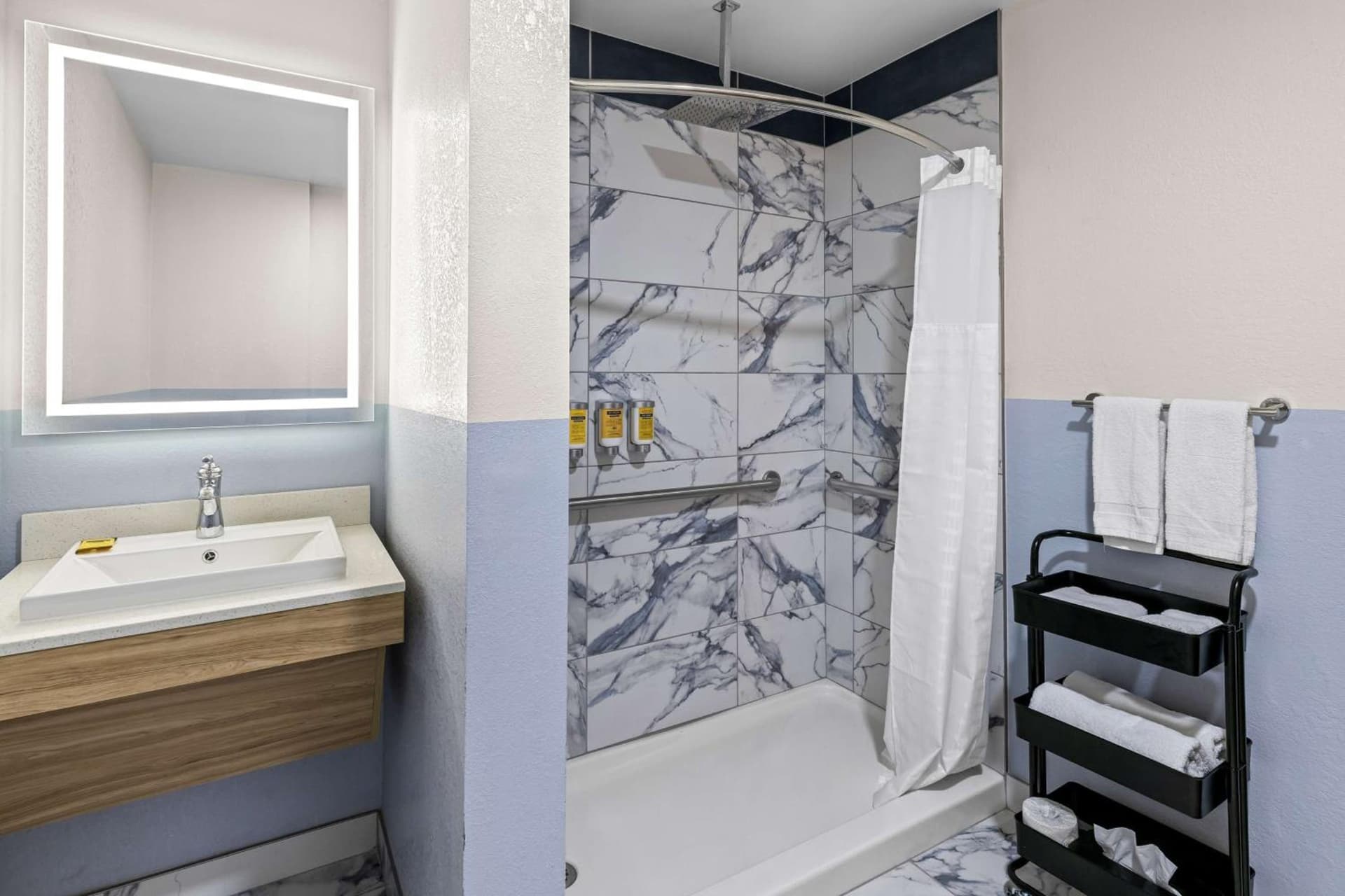Best Western Buffalo Inn & Suites gallery photo in Buffalo, NY — image 25