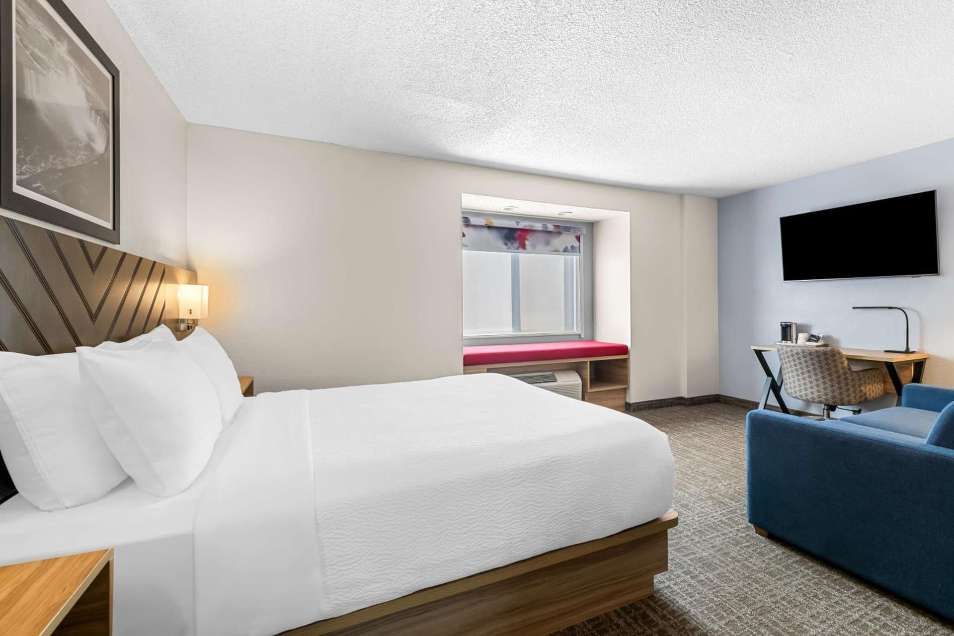 Best Western Buffalo Inn & Suites gallery photo in Buffalo, NY — image 10