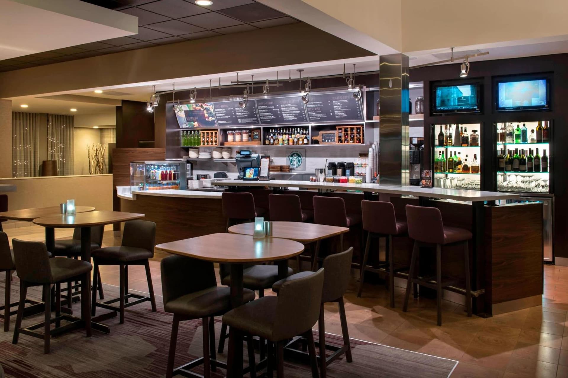 Courtyard by Marriott Chicago Waukegan / Gurnee gallery photo in Waukegan, IL — image 29