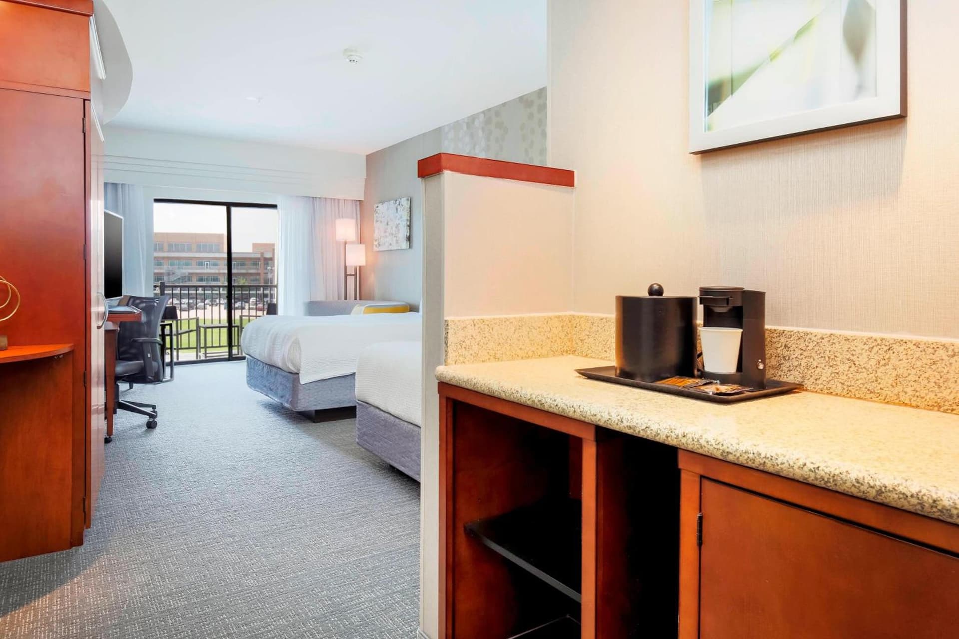 Courtyard by Marriott Dallas Arlington South gallery photo in Arlington, TX — image 14
