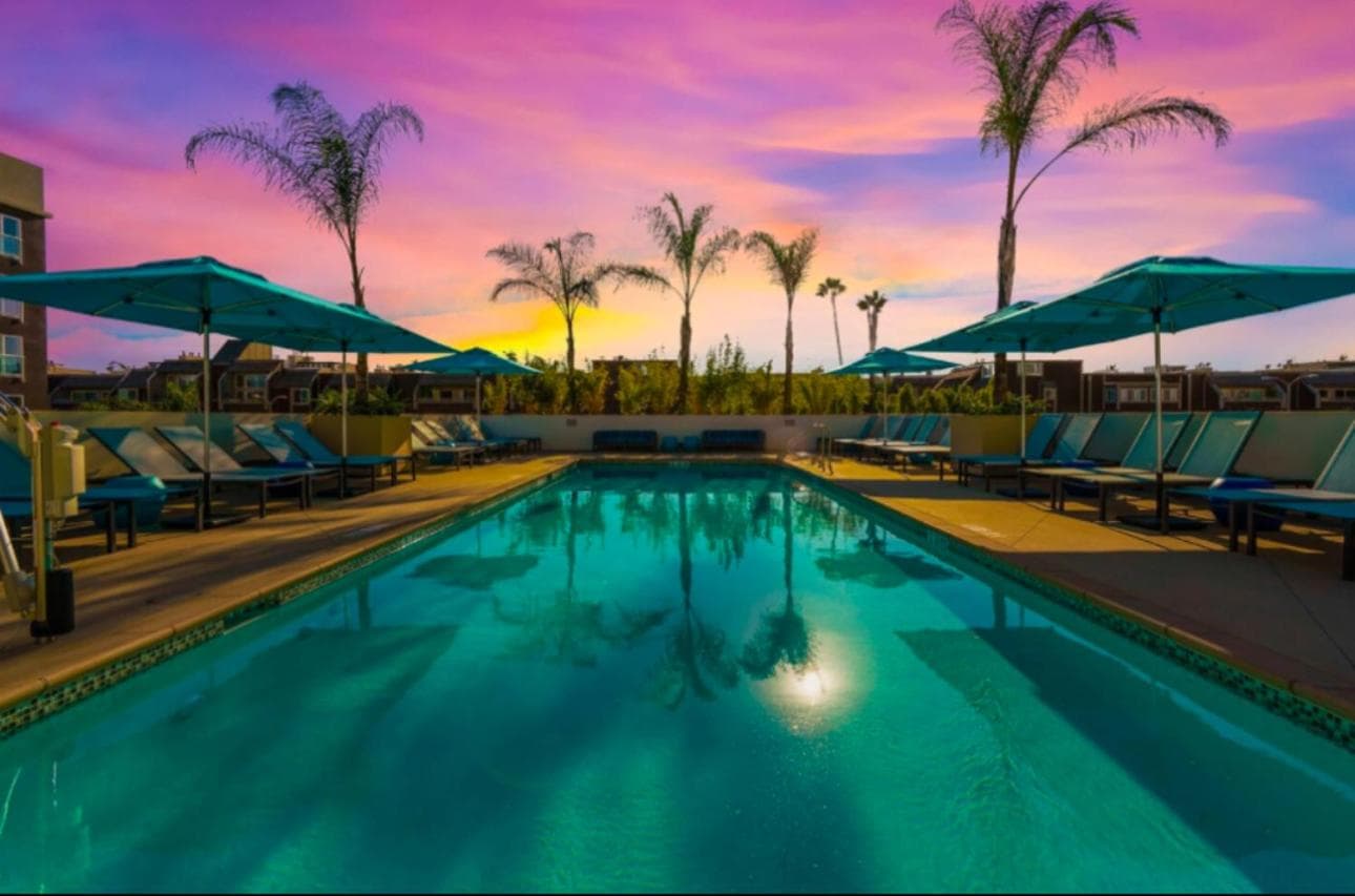 Marina Resort Apartments interior in Los Angeles, CA — gallery photo 2