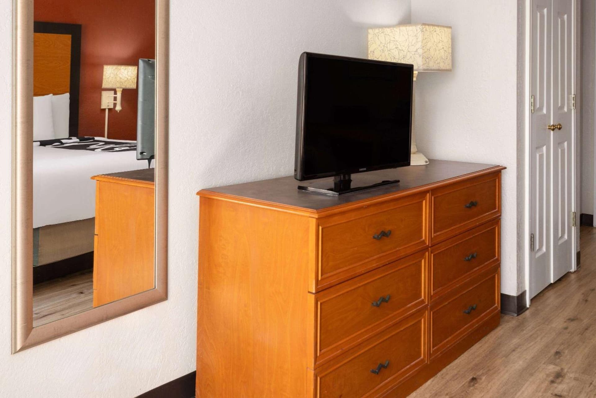 La Quinta Inn by Wyndham Pittsburgh Airport gallery photo in Moon Township, PA — image 23