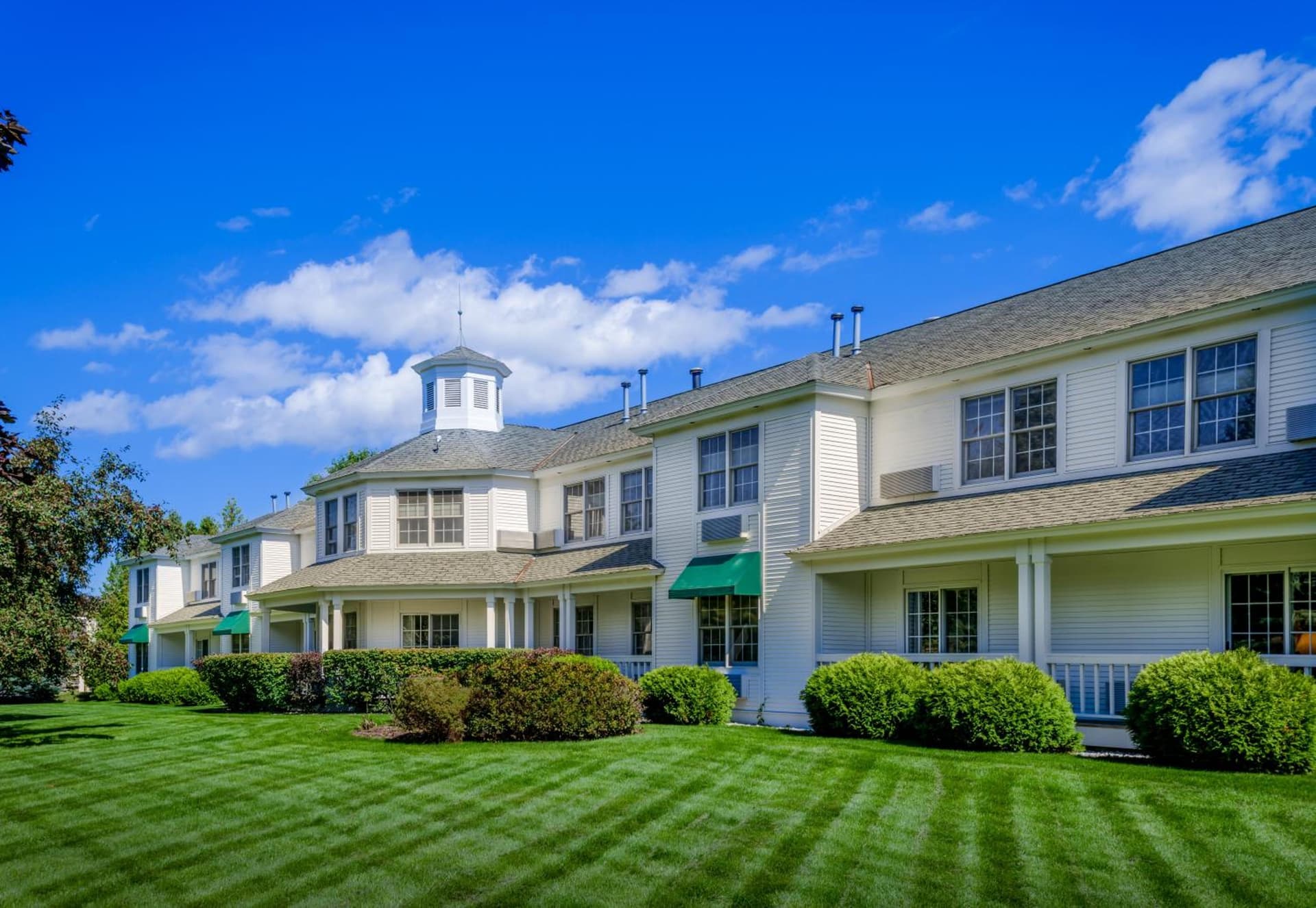Ashbrooke Hotel featured exterior or lobby in Egg Harbor, WI — similar hotel