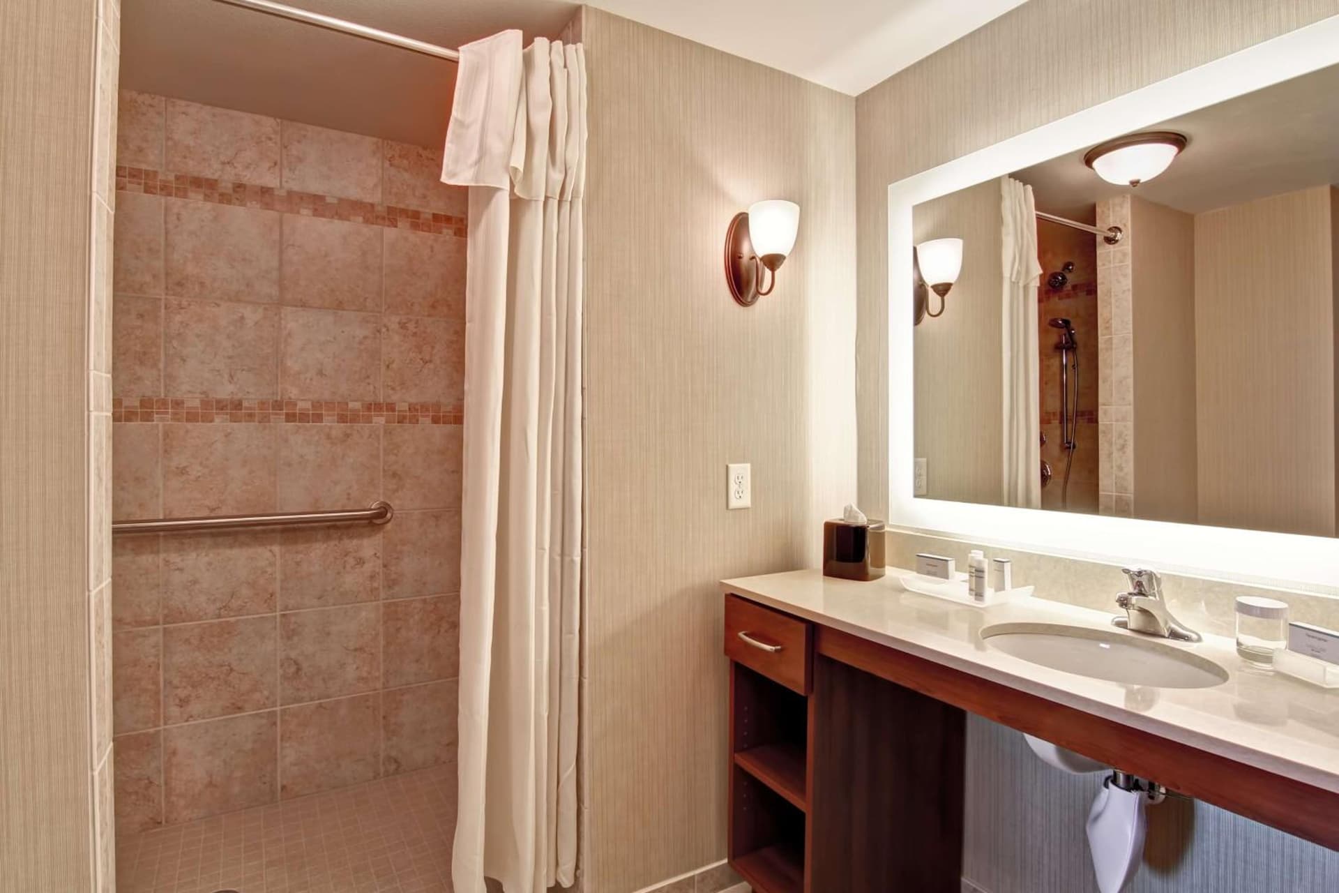 Homewood Suites by Hilton Richland gallery photo in Richland, WA — image 40