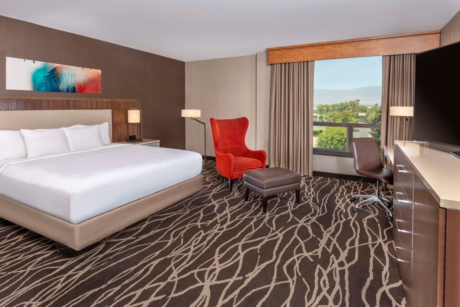DoubleTree by Hilton San Bernardino gallery photo in San Bernardino, CA — image 25