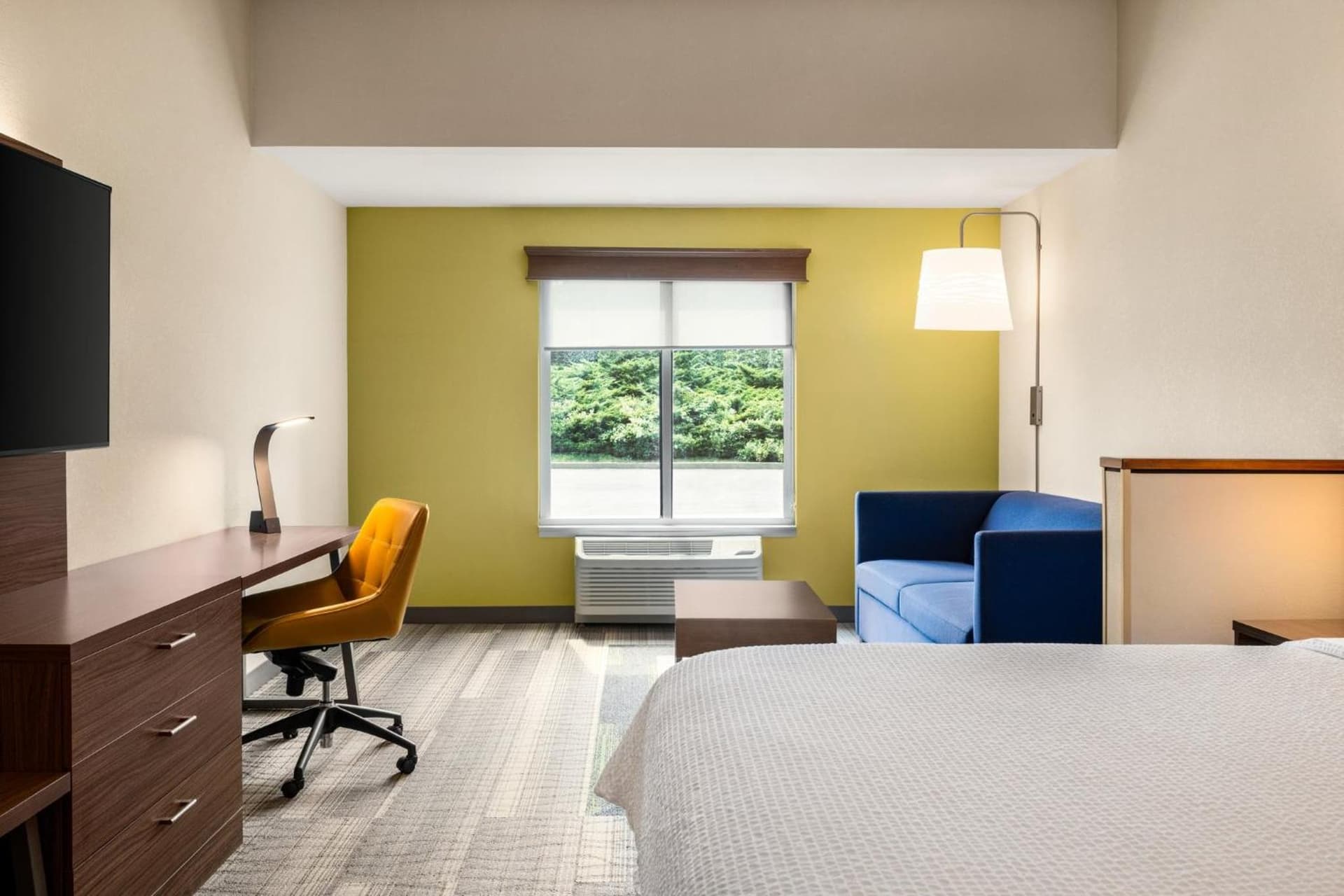 Holiday Inn Express Hotel & Suites Hagerstown by IHG gallery photo in Hagerstown, MD — image 37
