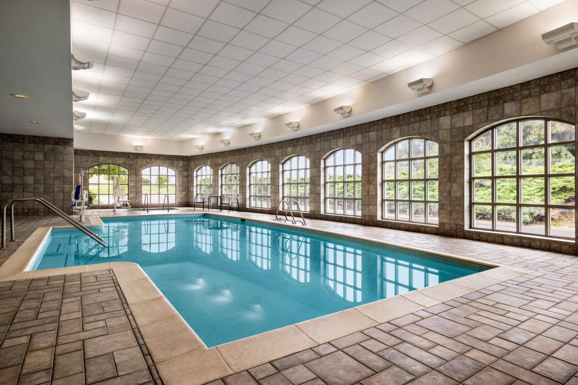 Holiday Inn Express Hotel & Suites Hagerstown by IHG gallery photo in Hagerstown, MD — image 48