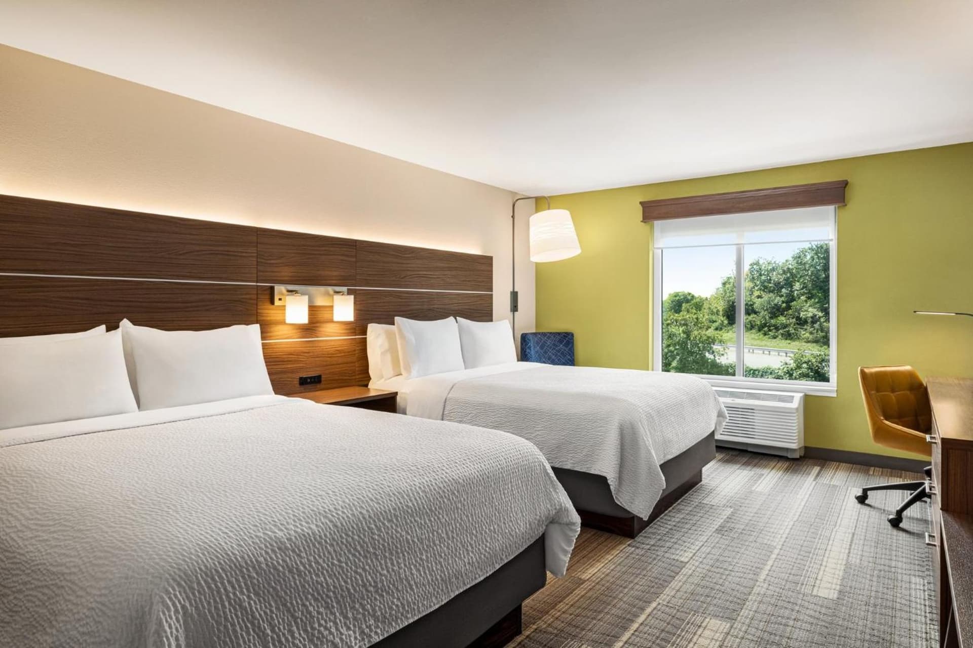 Holiday Inn Express Hotel & Suites Hagerstown by IHG gallery photo in Hagerstown, MD — image 13