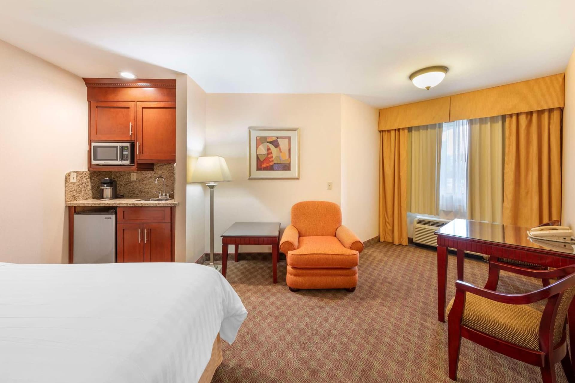 Best Western Plus West Covina Inn gallery photo in West Covina, CA — image 17