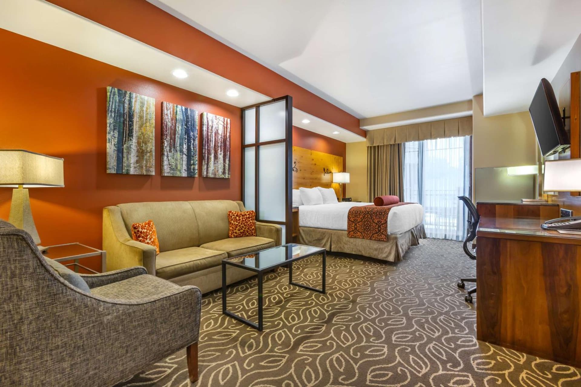 Best Western Premier Ivy Inn & Suites property views in Cody, WY — gallery photo 3