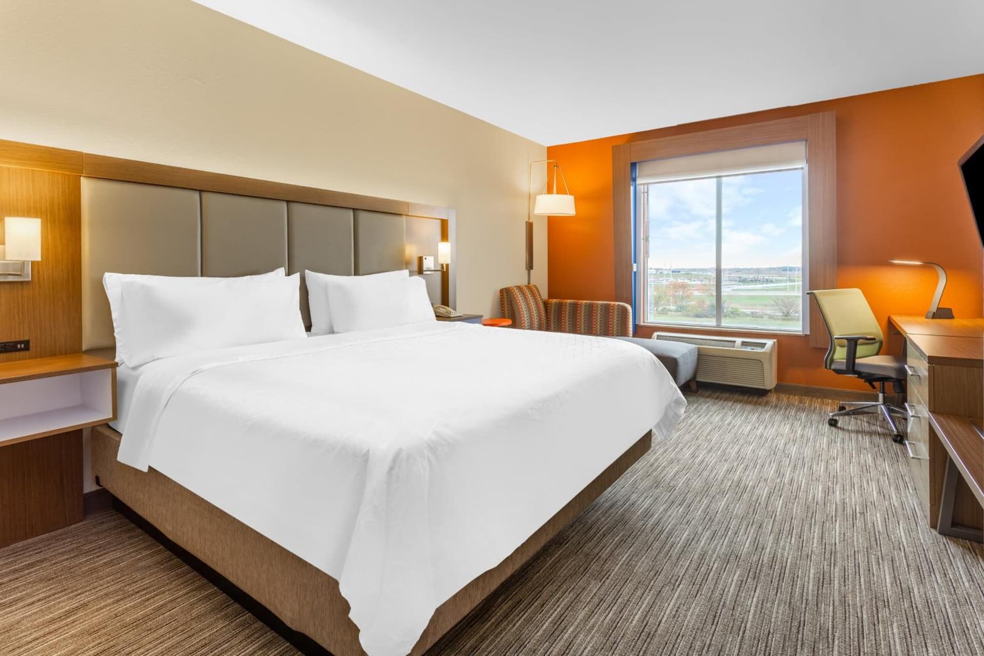 Holiday Inn Express Rockford-Loves Park by IHG gallery photo in Loves Park, IL — image 40