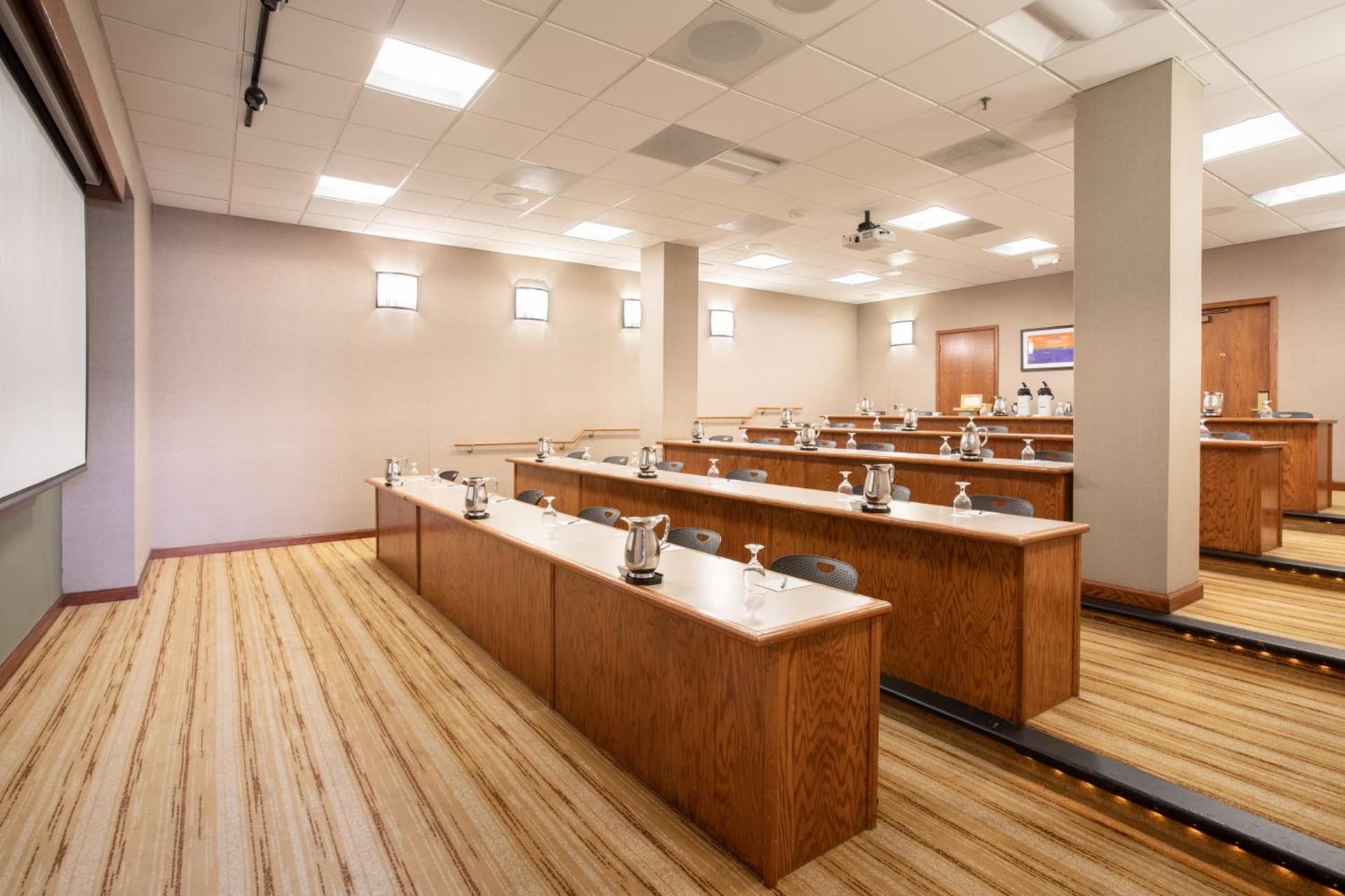 Crowne Plaza Phoenix - Chandler Golf Resort by IHG gallery photo in Chandler, AZ — image 55