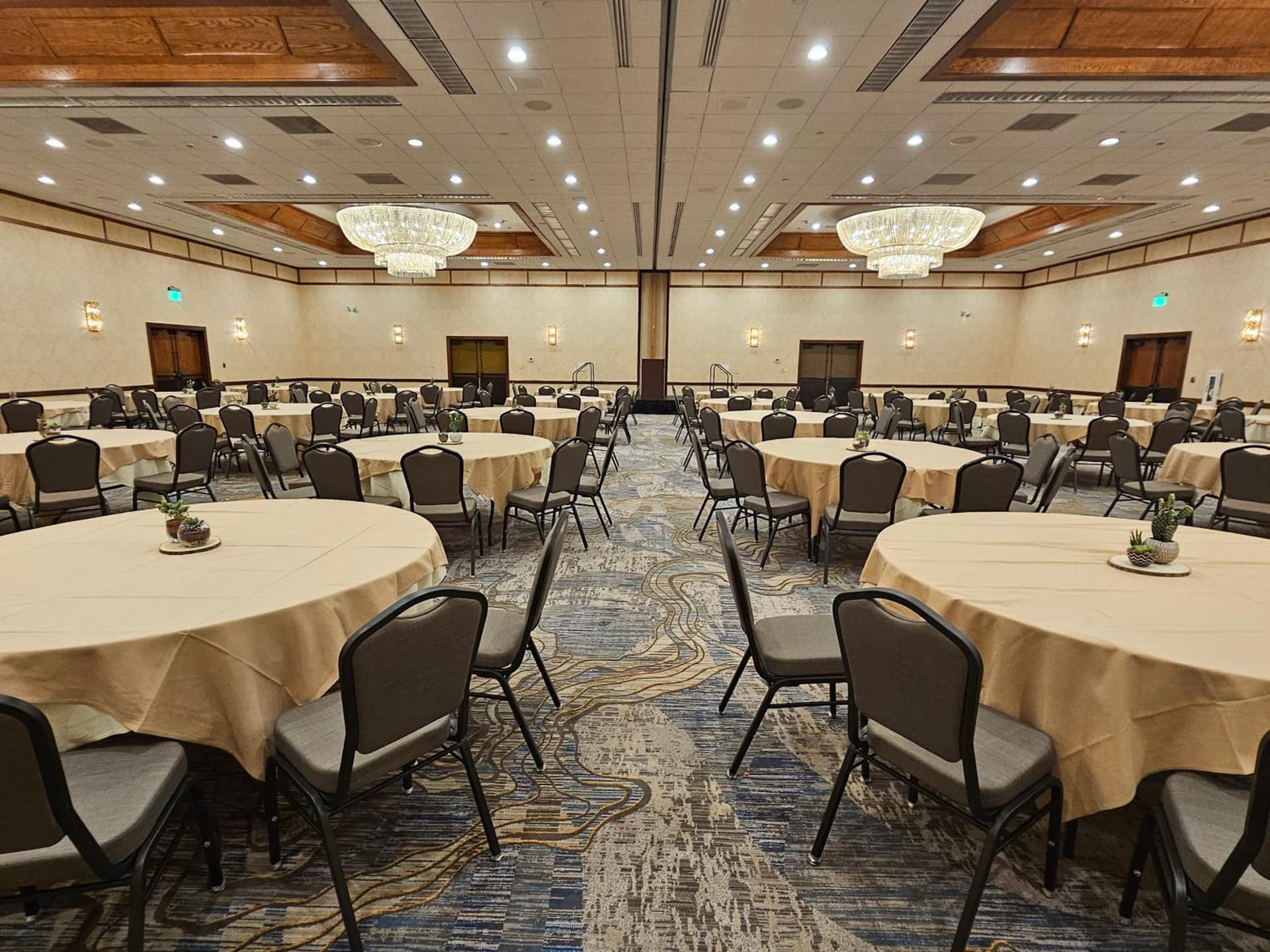 Crowne Plaza Phoenix - Chandler Golf Resort by IHG gallery photo in Chandler, AZ — image 79
