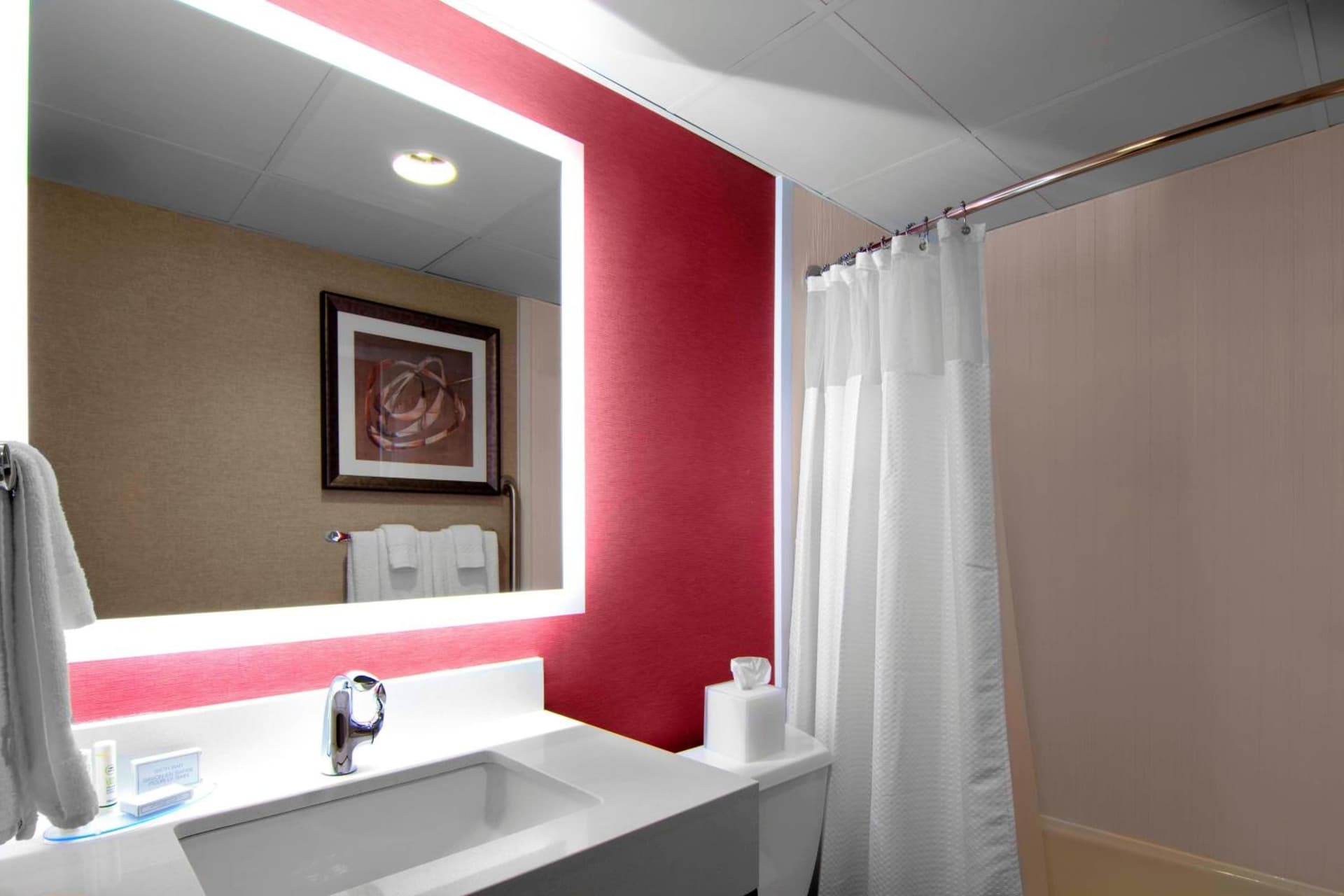 Courtyard by Marriott St. Cloud gallery photo in Saint Cloud, MN — image 25
