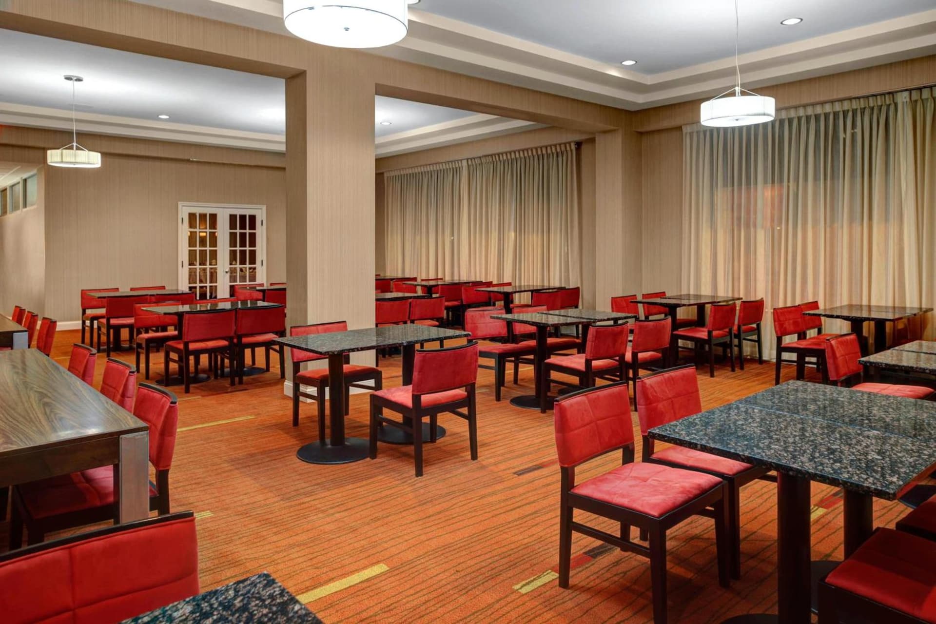 Courtyard by Marriott St. Cloud interior in Saint Cloud, MN — gallery photo 2